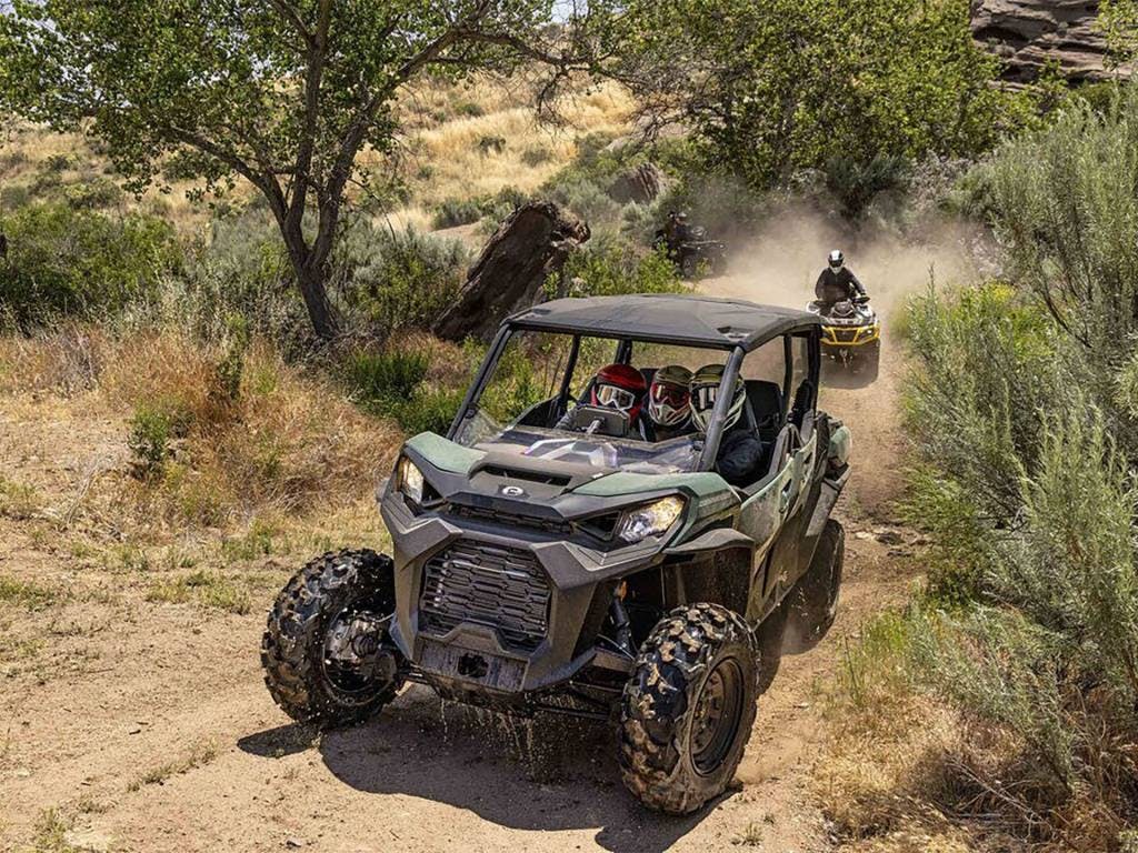 Commander-Max-X-MR-Trail