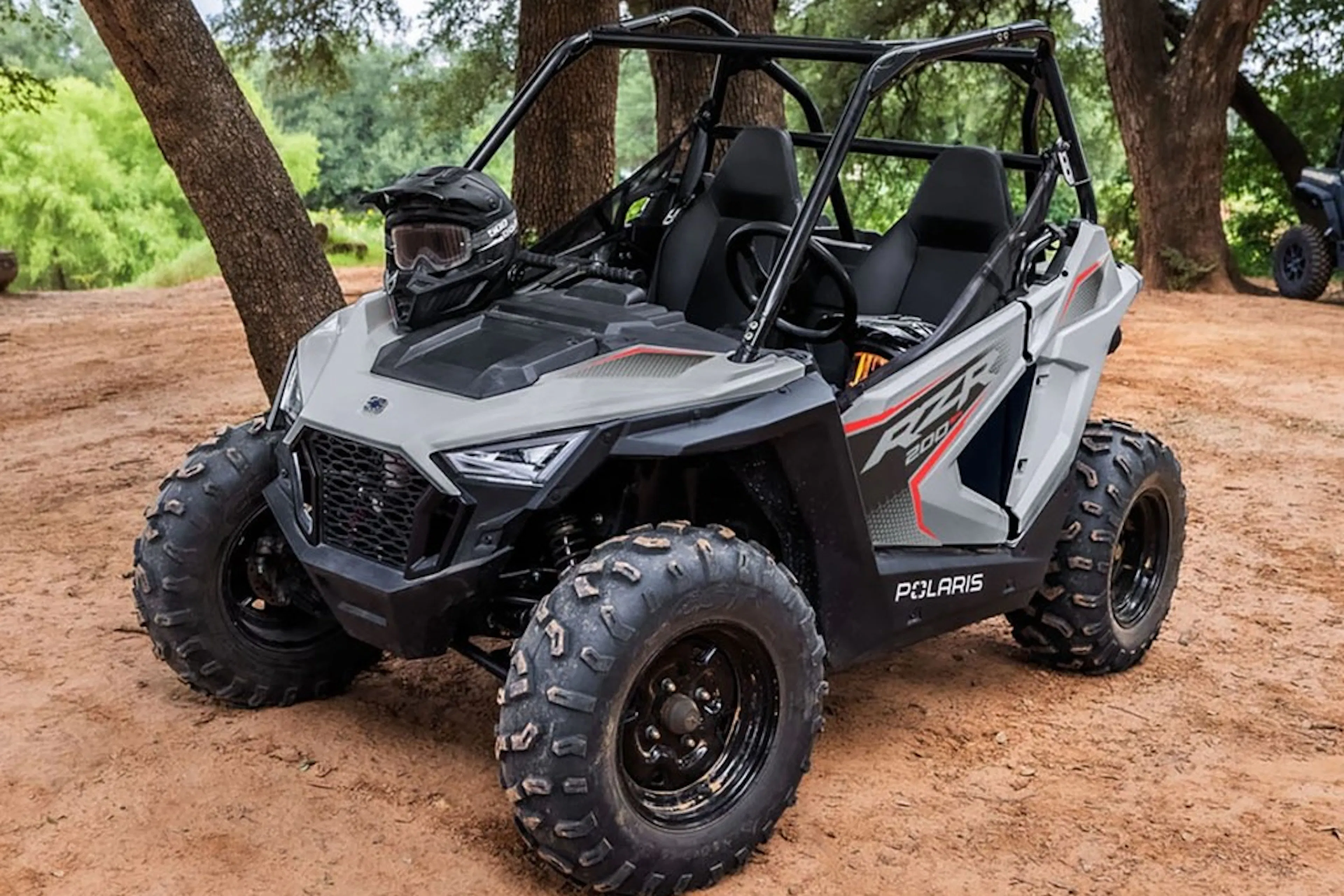 Polaris RZR-200-EFI-Beauty