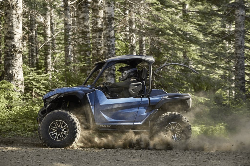 2025 Yamaha Wolverine RMAX2 1000 sliding forest profile
