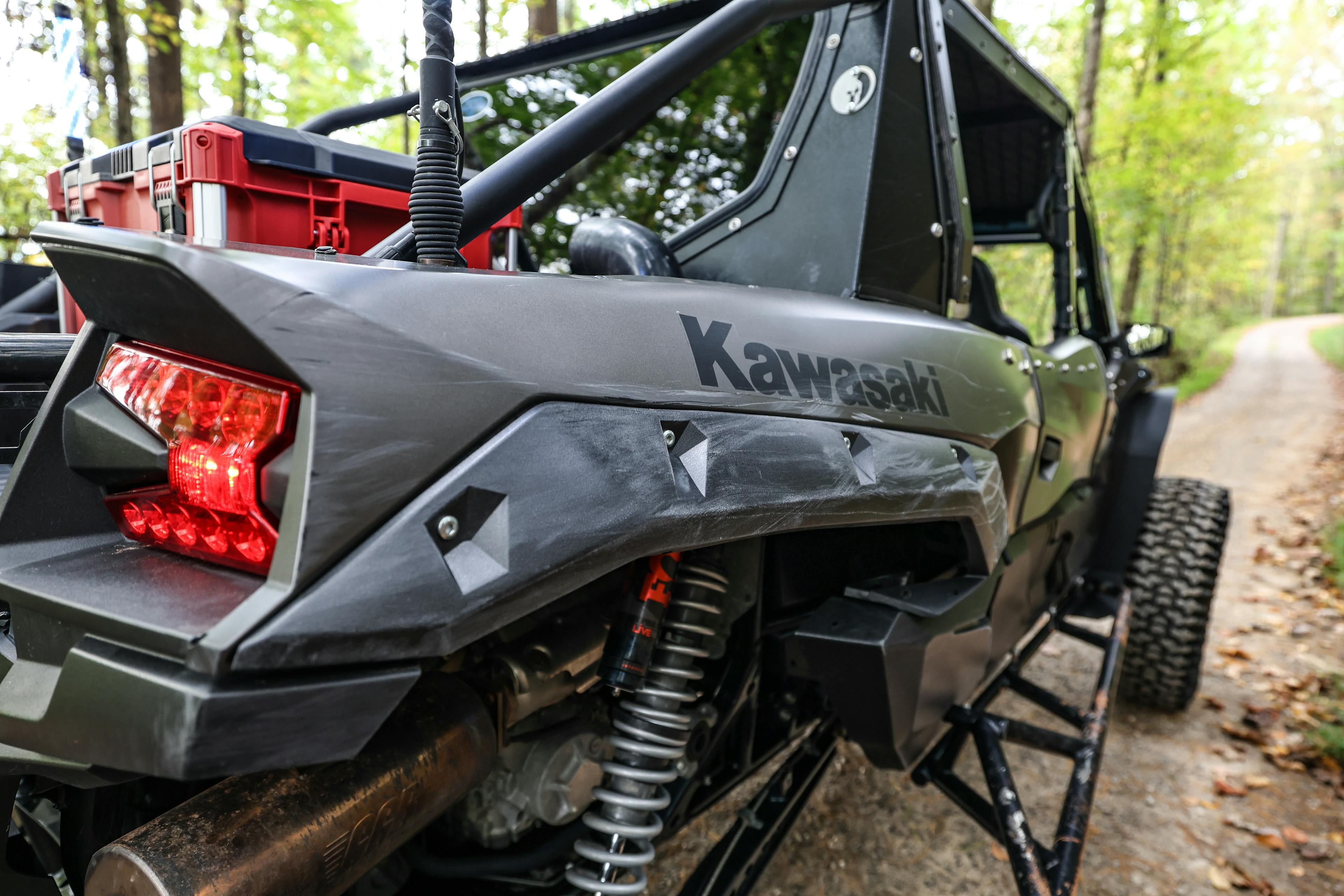2023 Kawasaki Teryx KRX4 1000 eS SE trail damage