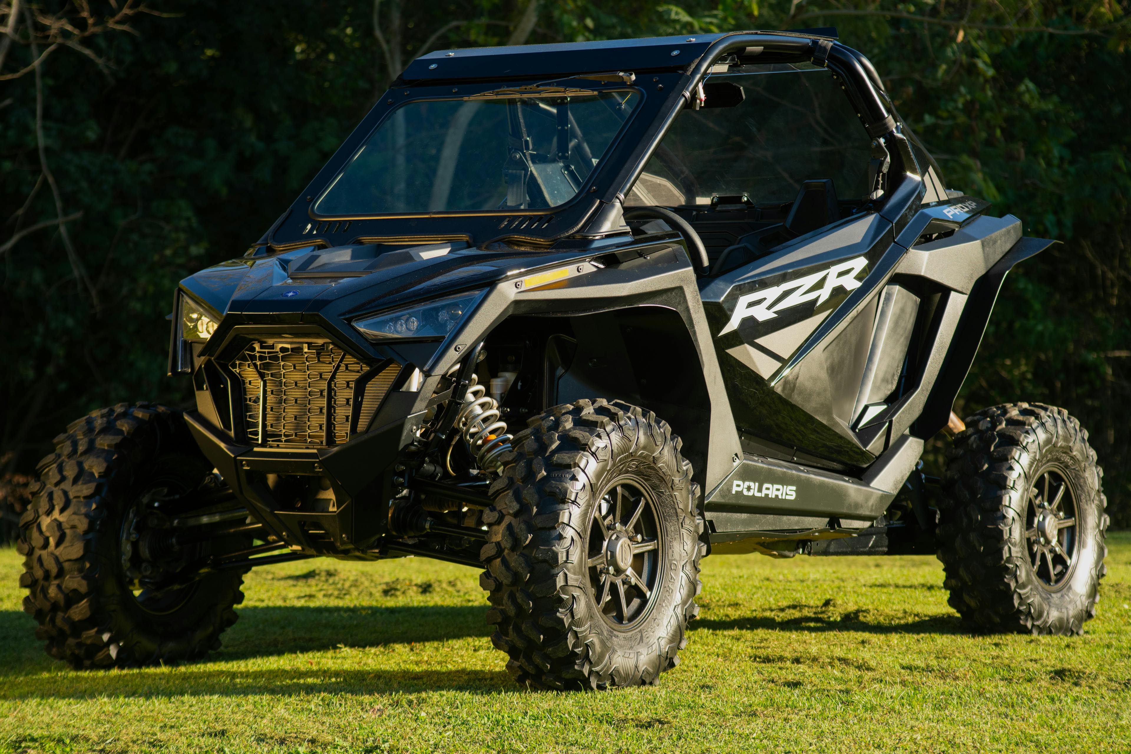 2022 Polaris RZR Pro XP Sport front right 3/4