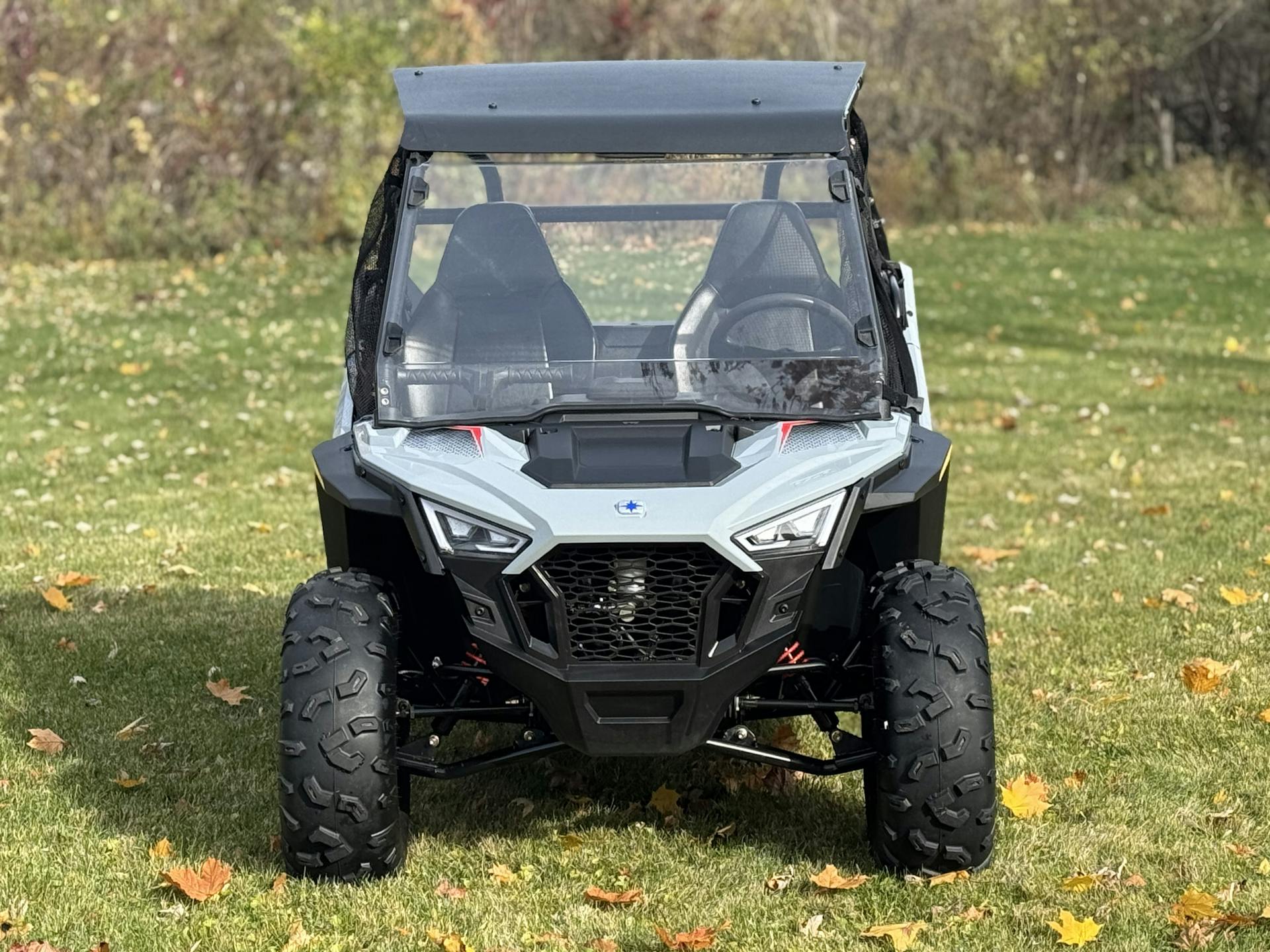 2024 Polaris RZR 200 front dead on lights off