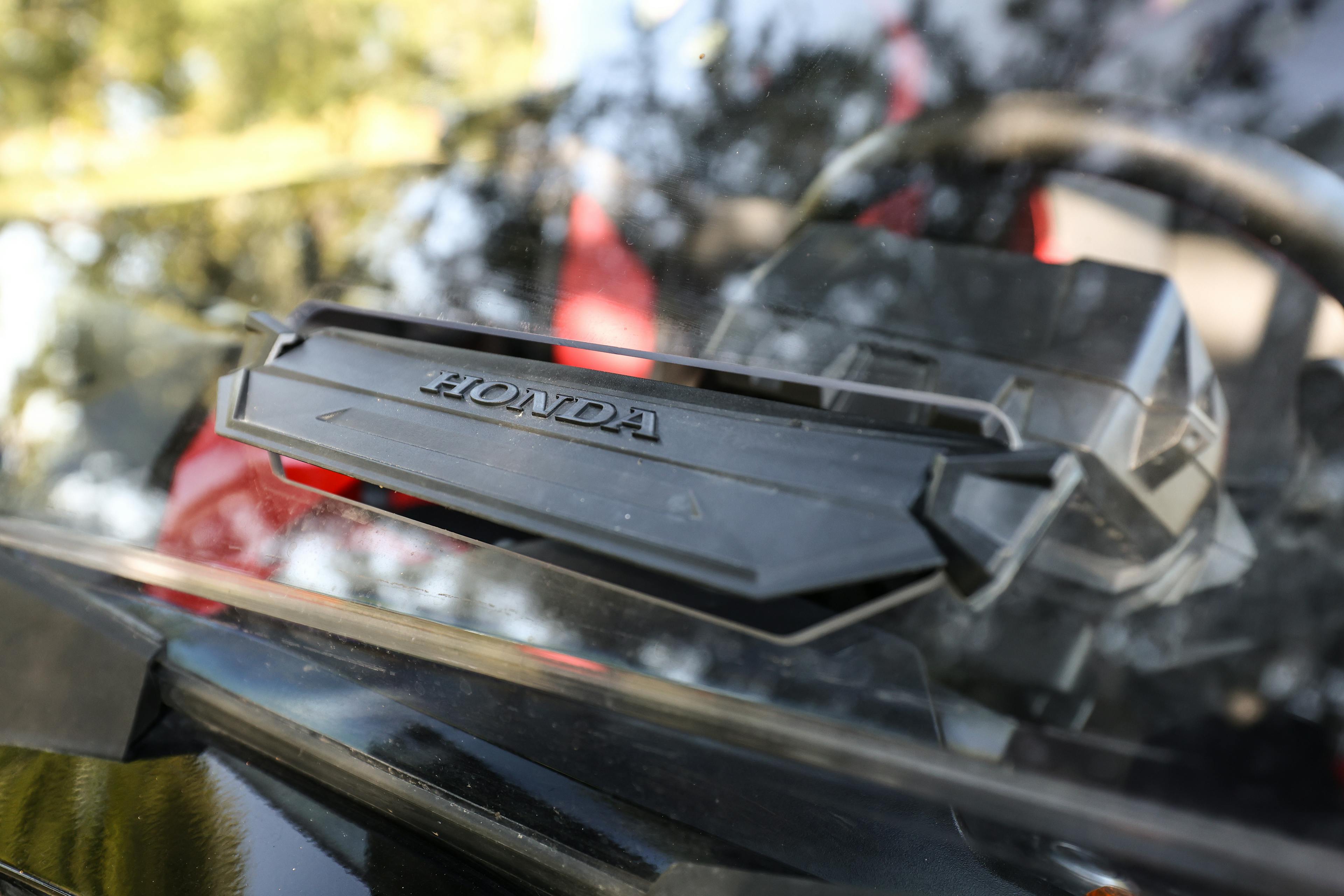 2022 Honda Talon 1000X-4 windshiled vent detail.