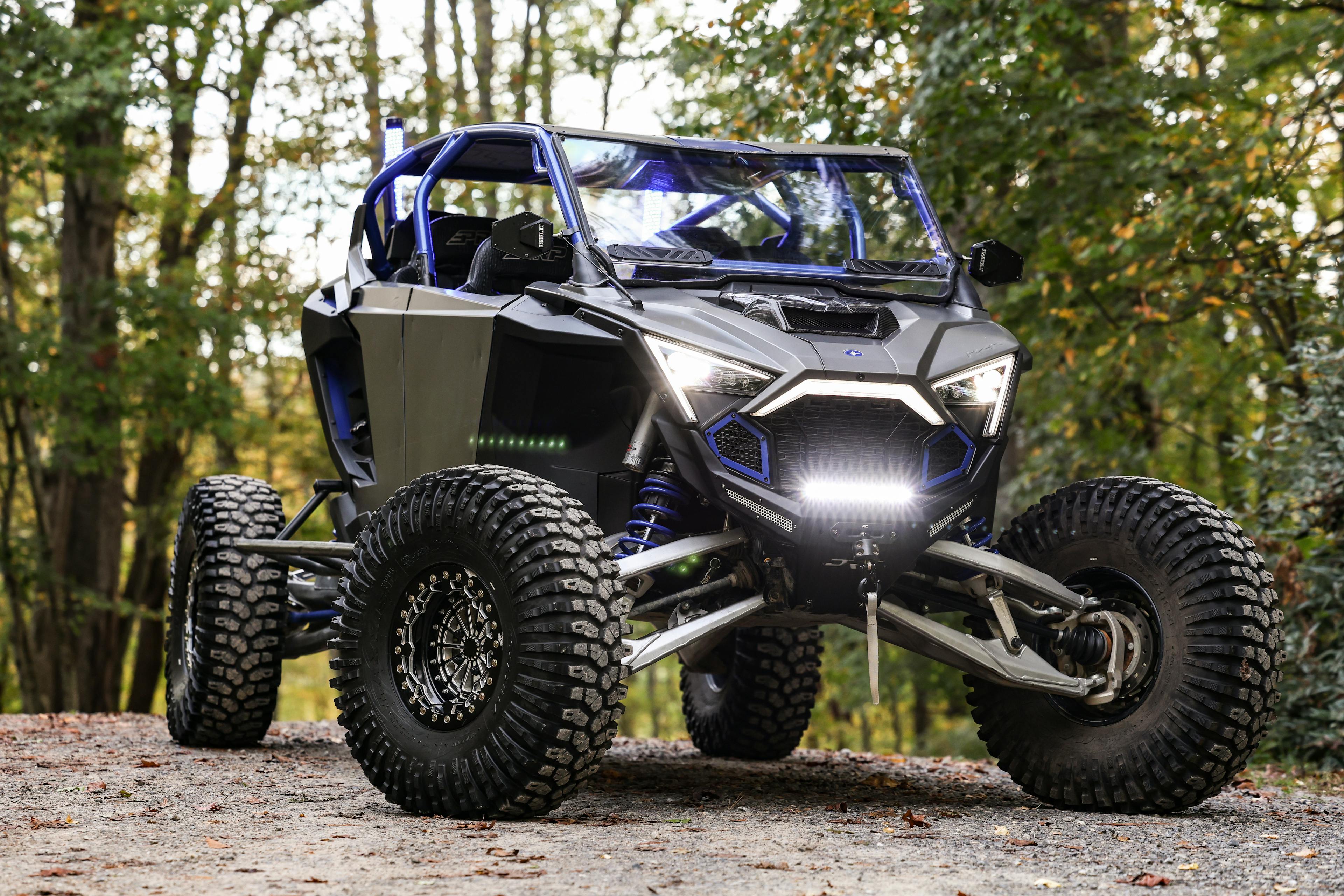 2023 Polaris RZR Pro R 4 Premium front 3/4