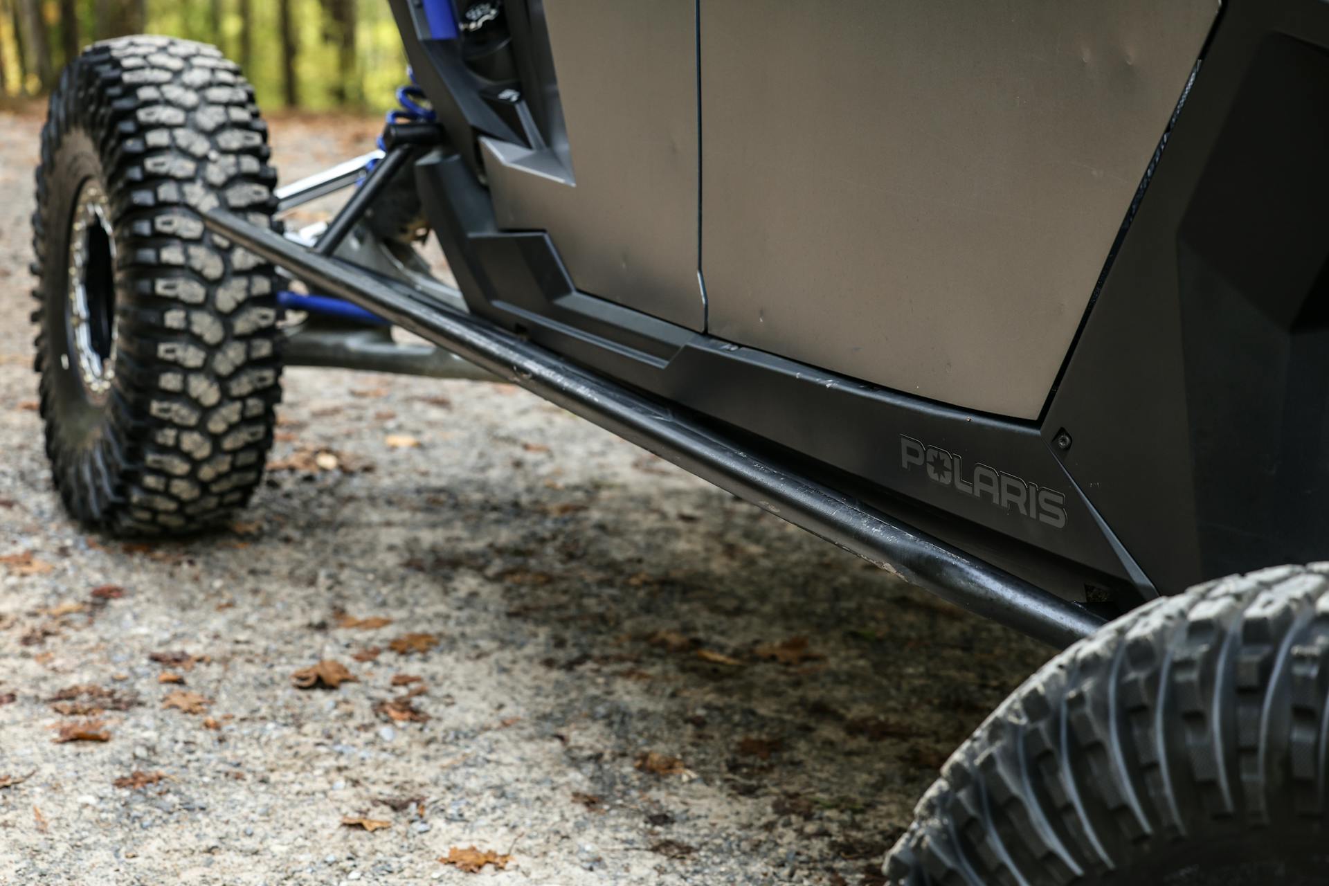 2023 Polaris RZR Pro R 4 Premium rock slider
