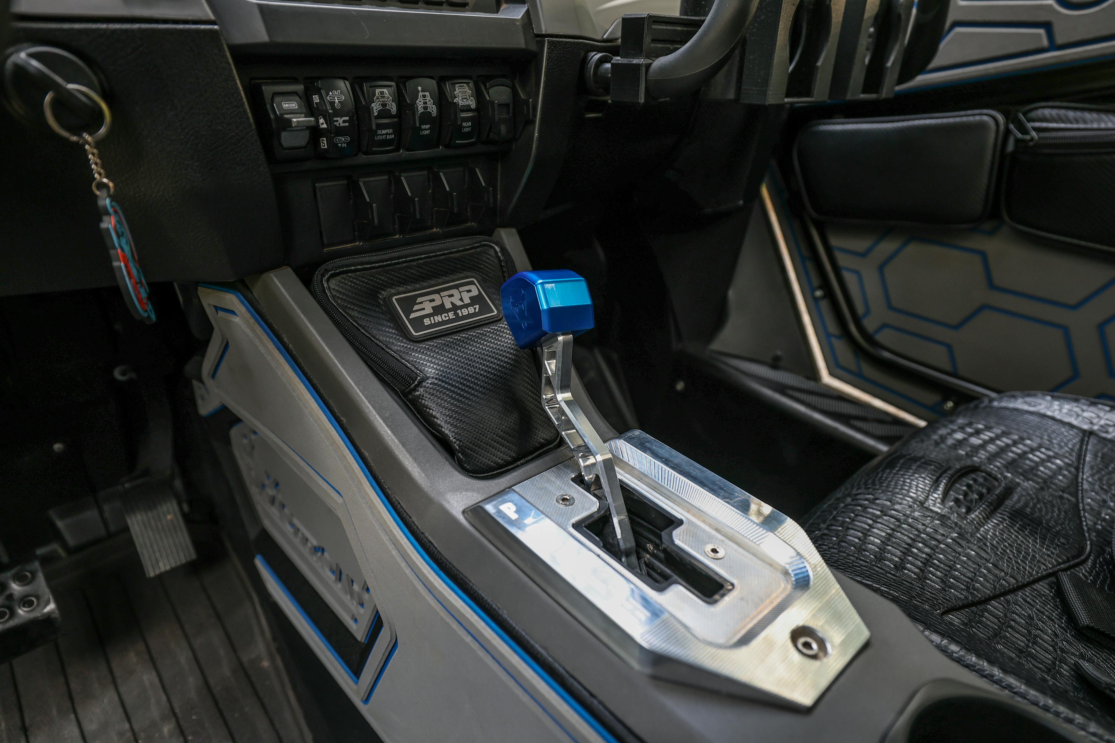2023 Polaris RZR Pro R 4 Premium shifter/console