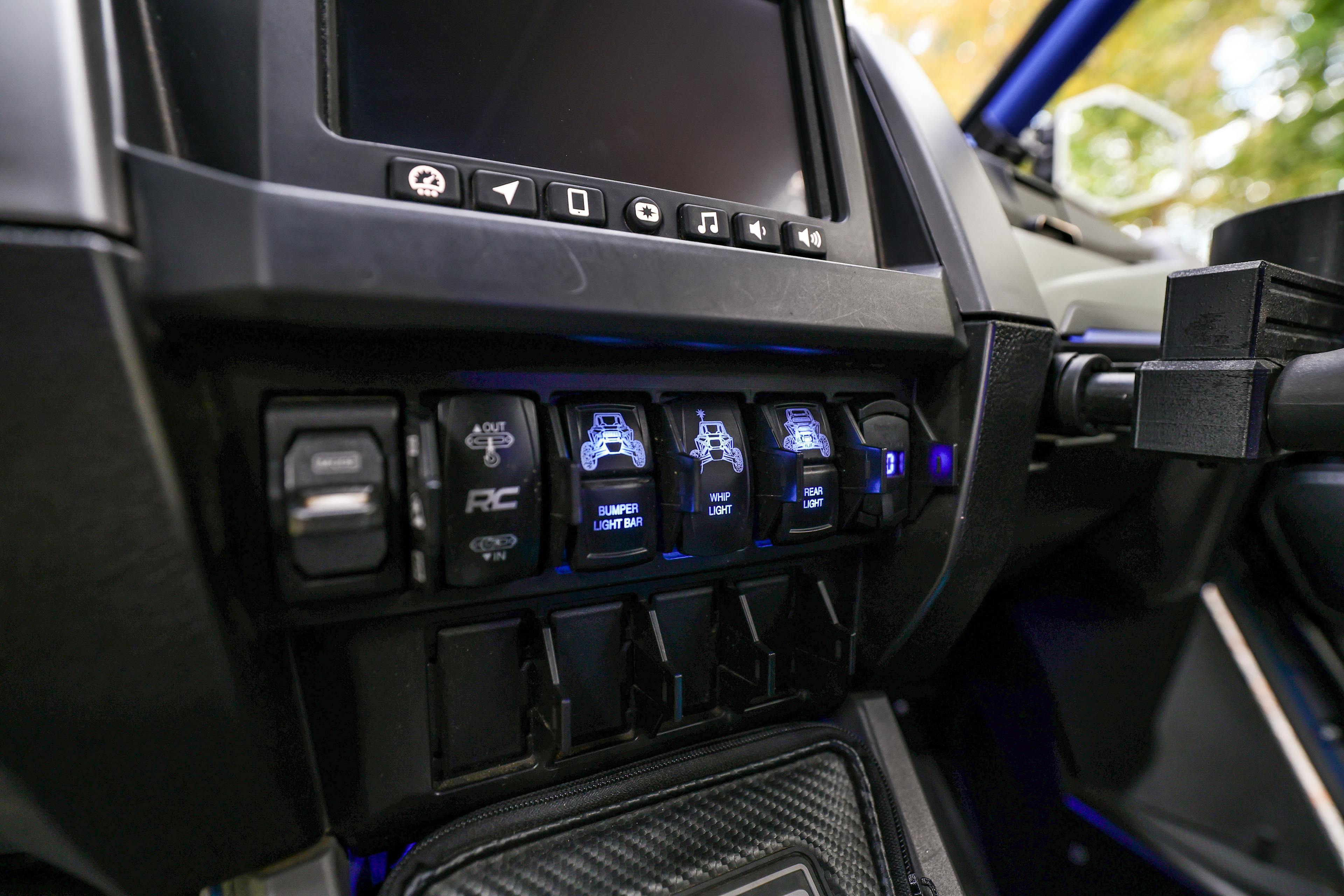 2023 Polaris RZR Pro R 4 Premium center stack