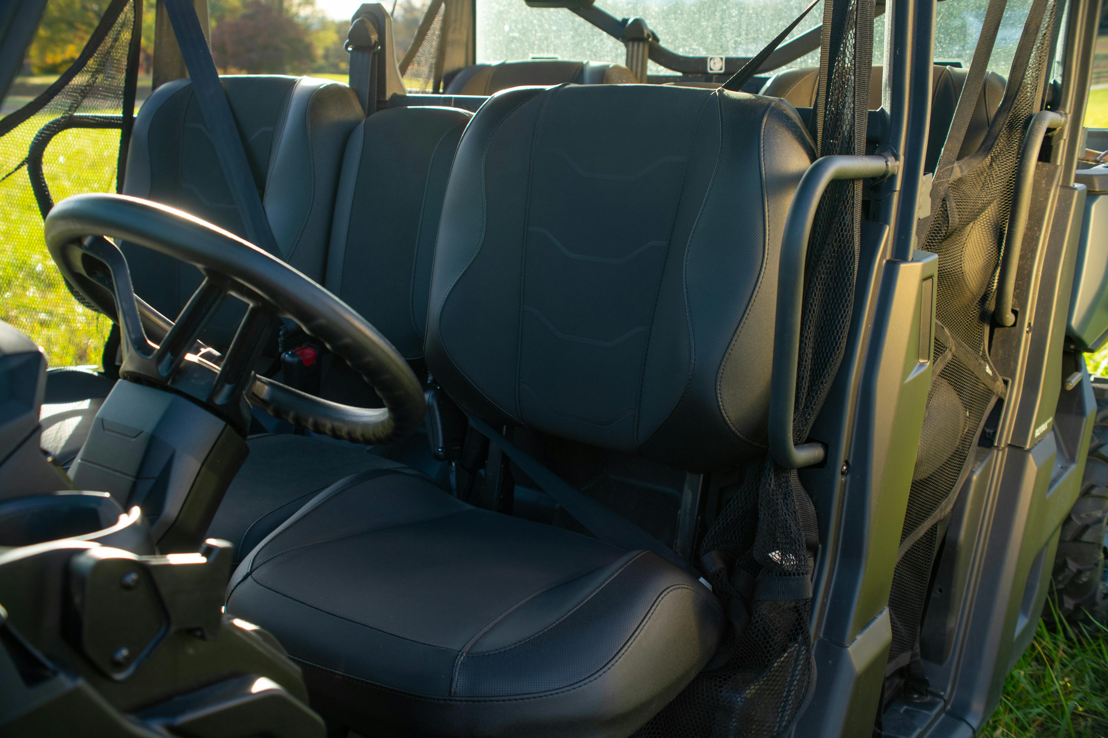 2025 Can-Am Defender Max XT HD10 driver seat close