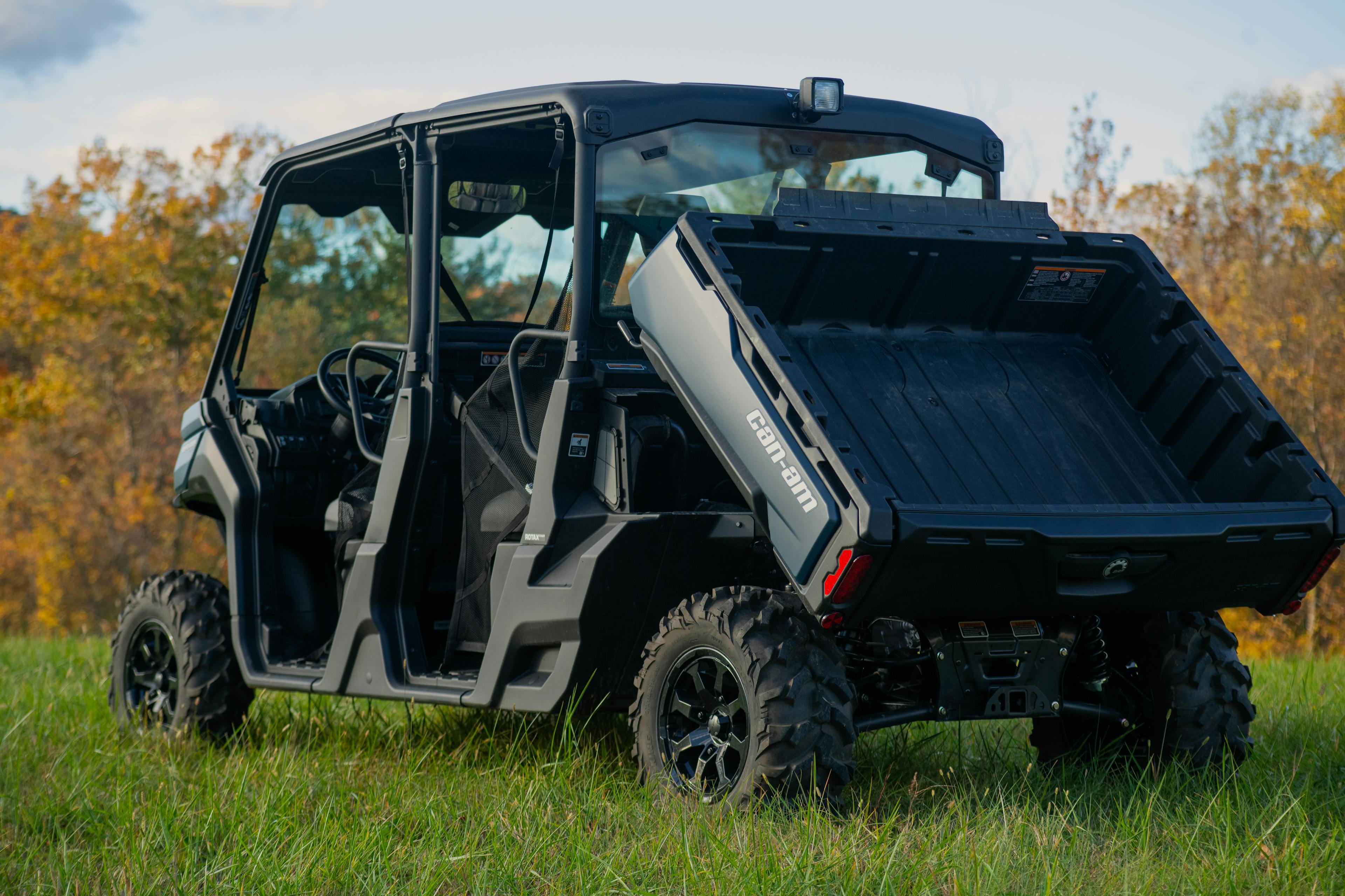 2025 Can-Am Defender Max XT HD10 driver rear 3/4 bed up