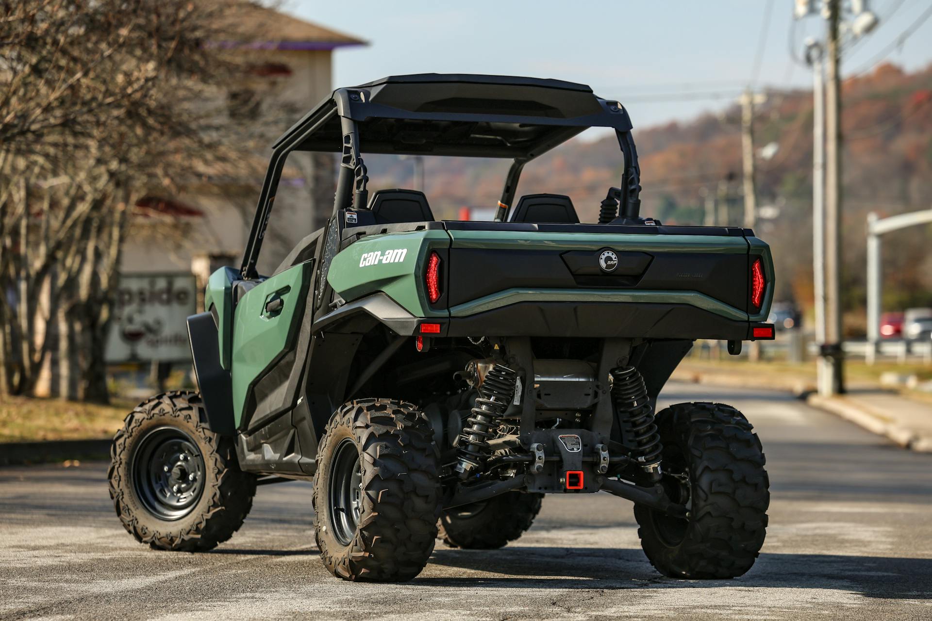 2023 Can-Am Commander 700 DPS driver rear 3/4