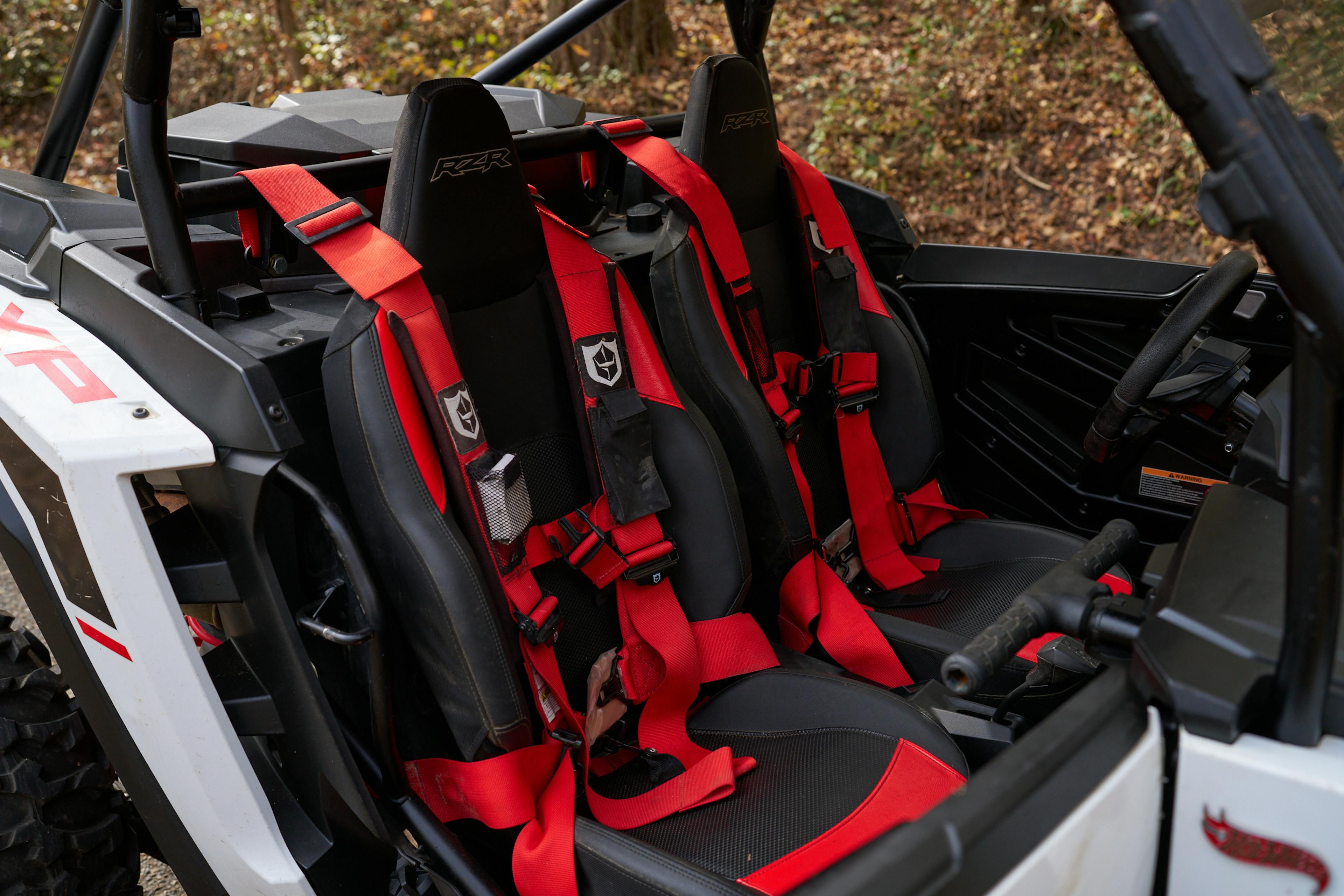 2024 Polaris RZR XP 1000 Sport interior seats/harnesses