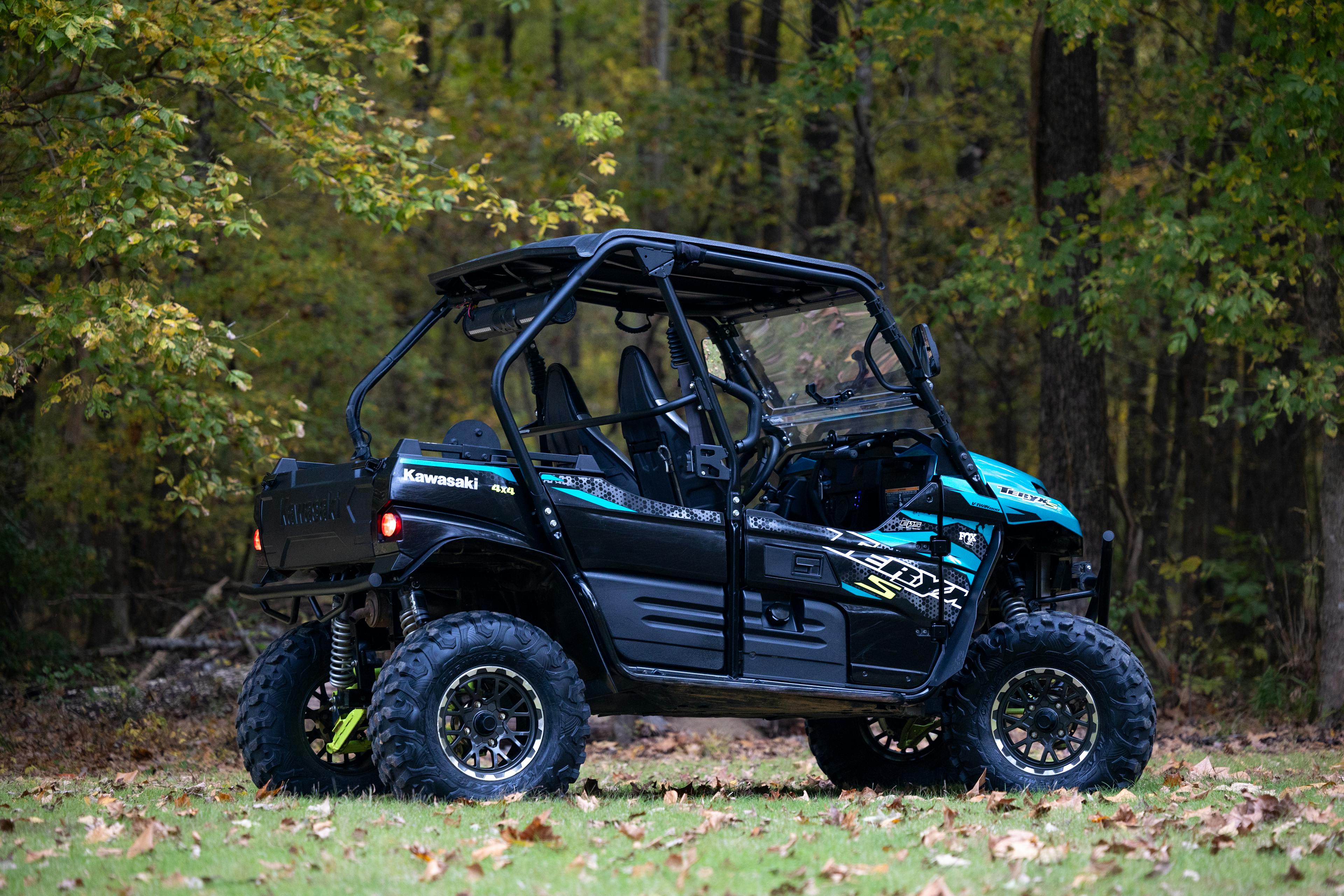 2023 Kawasaki Teryx 800 pass rear side