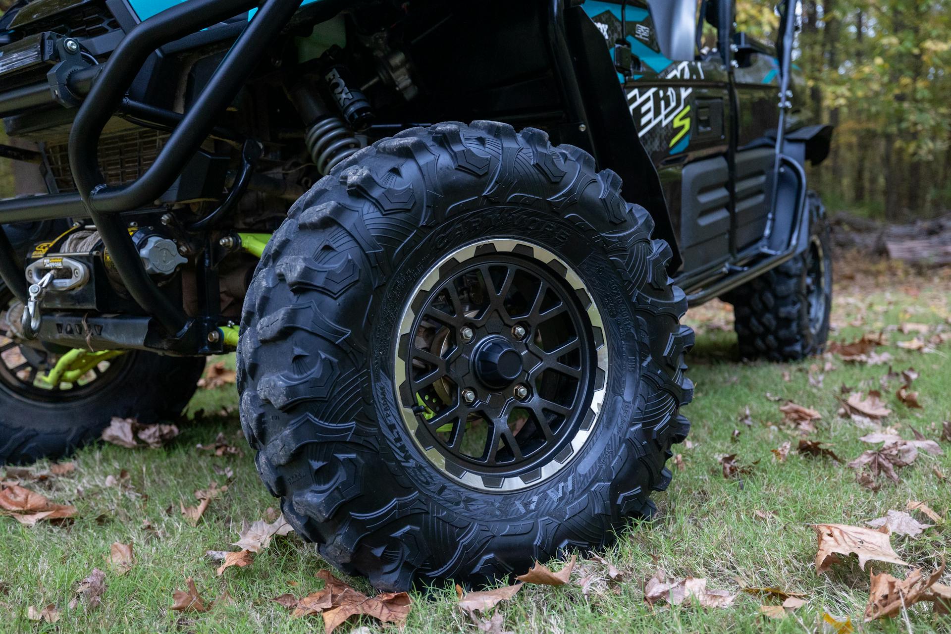 2023 Kawasaki Teryx 800 driver front tire