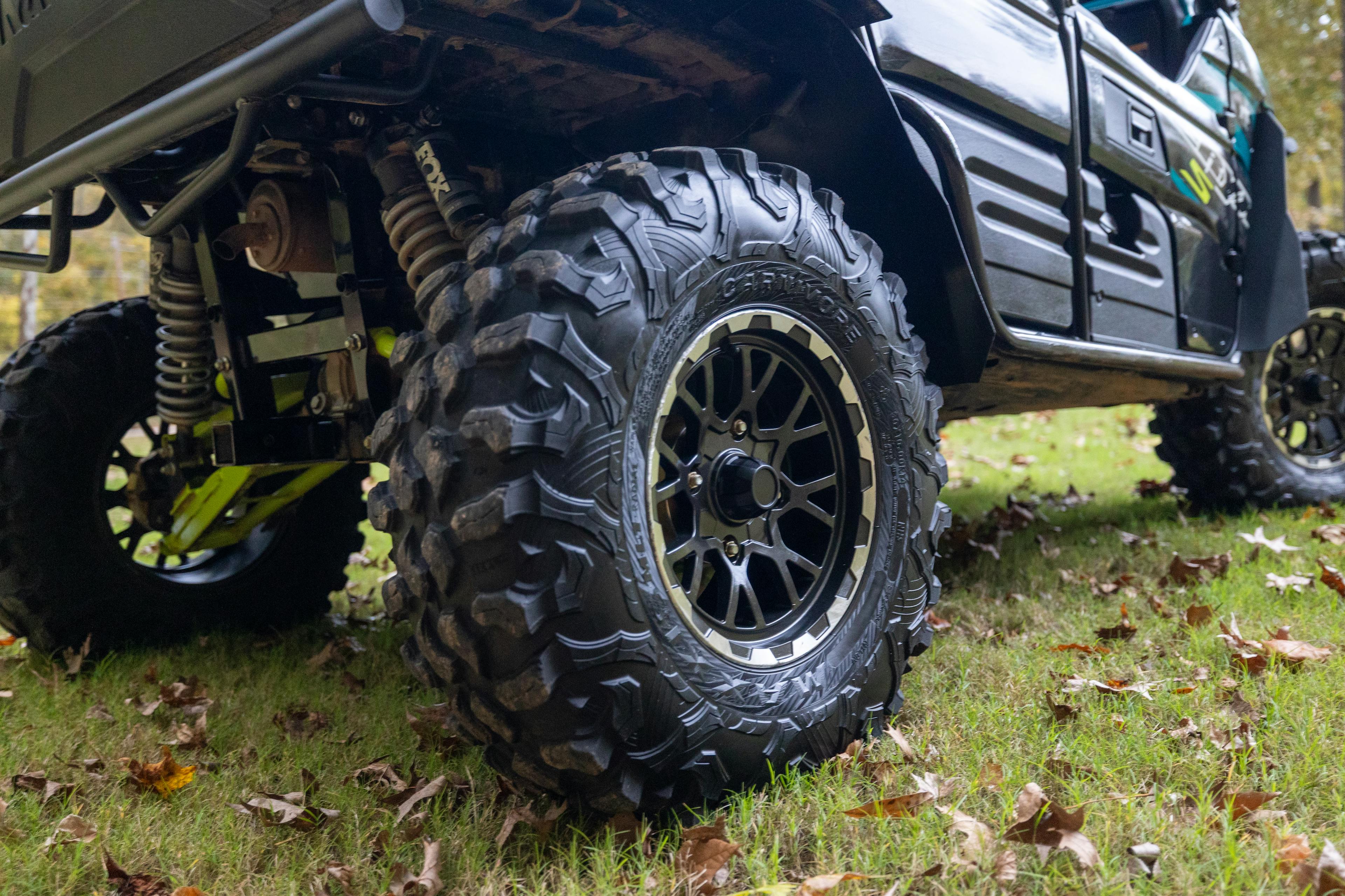 2023 Kawasaki Teryx 800 pass rear tire