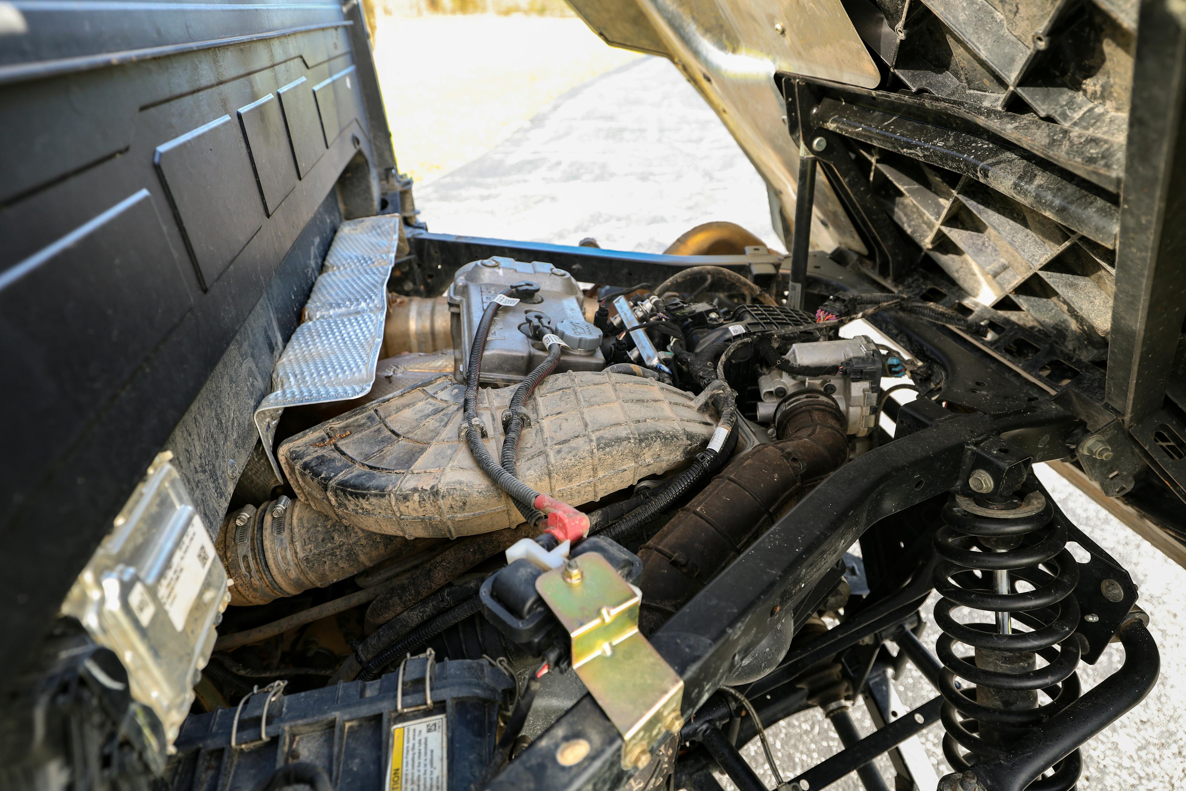 2019 Polaris Ranger Crew XP 1000 EPS engine zoom out