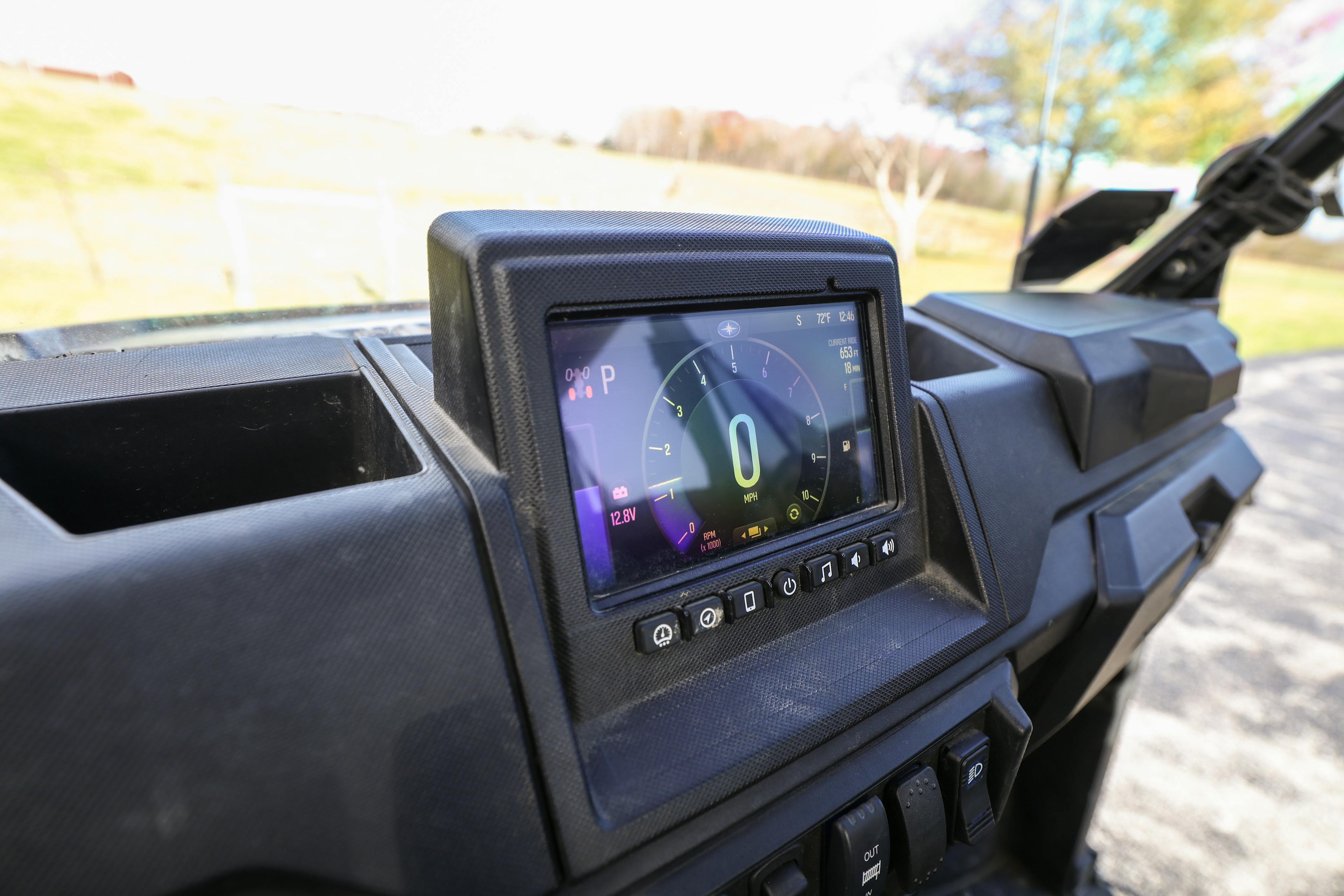 2019 Polaris Ranger Crew XP 1000 EPS  RideCommand screen
