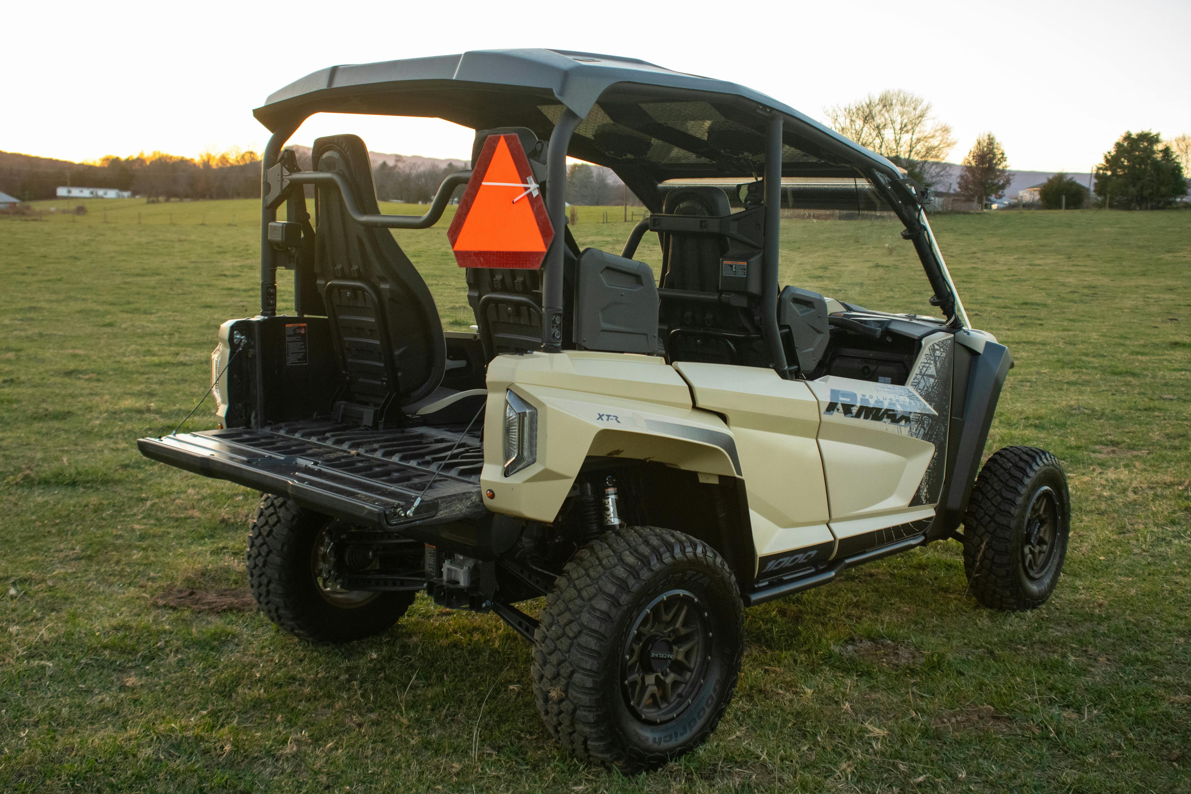 2023 Yamaha RMAX4 1000 XT-R rear gate down