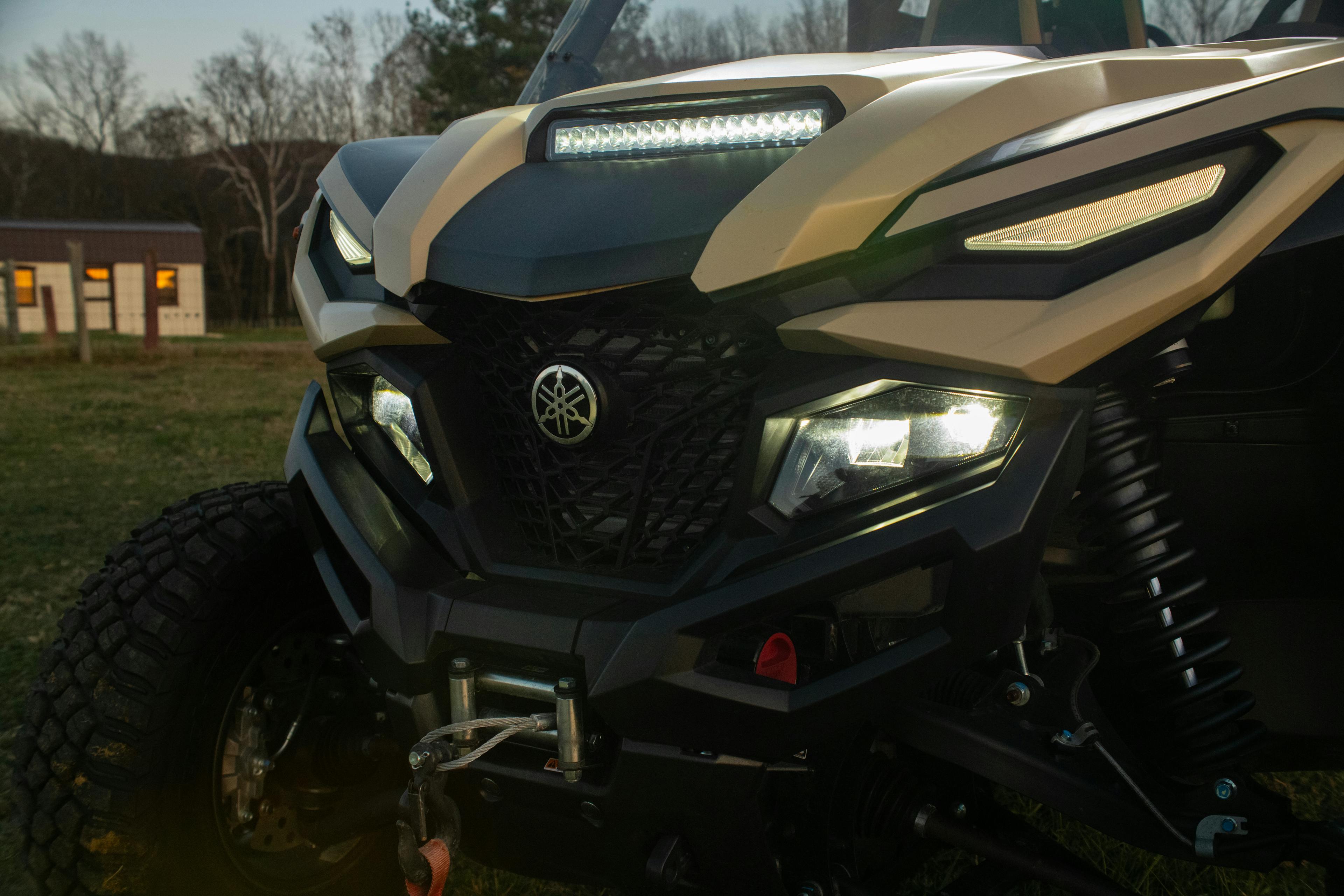 2023 Yamaha RMAX4 1000 XT-R lights close