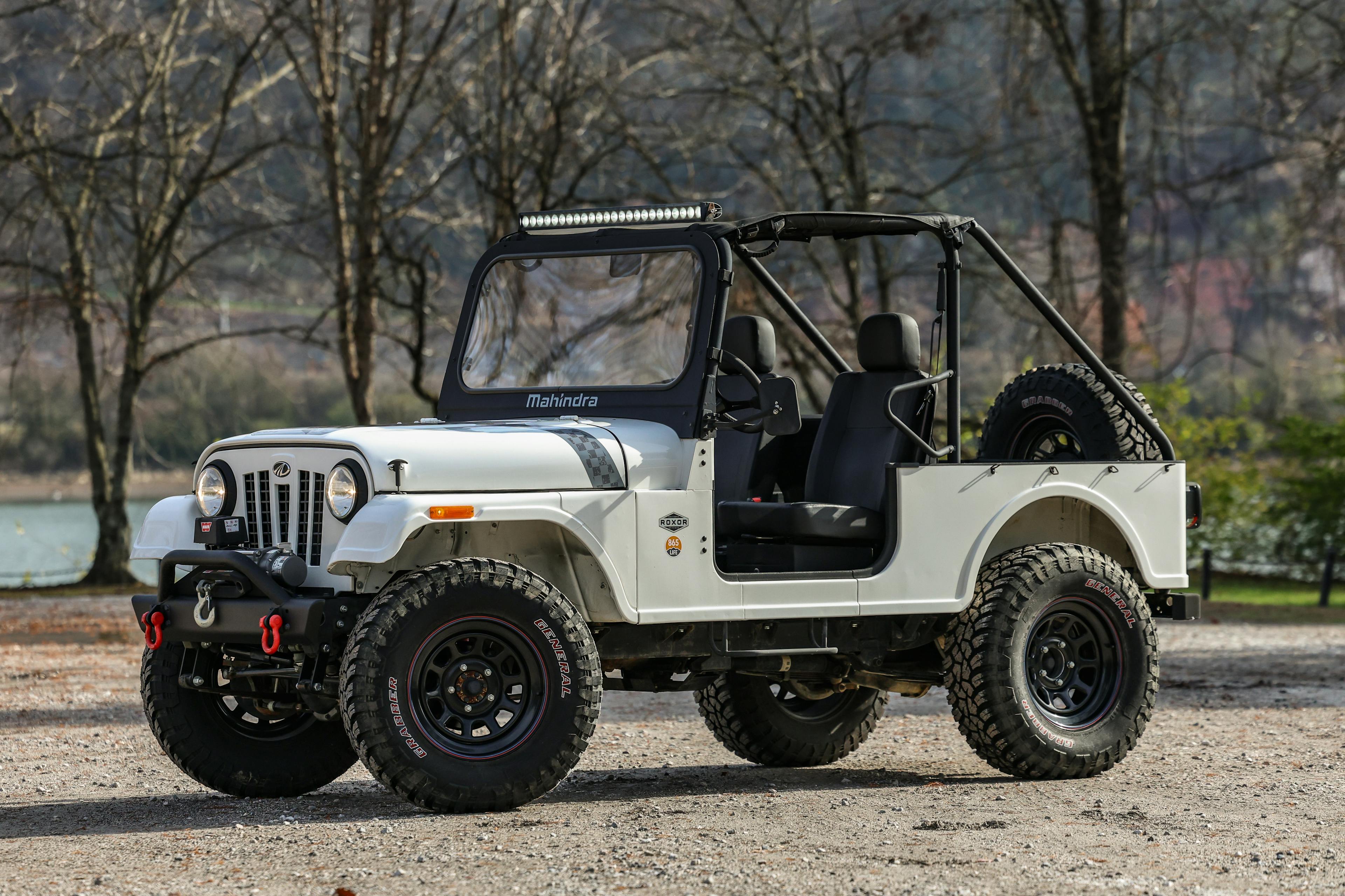 2018 Mahindra Roxor LE front side