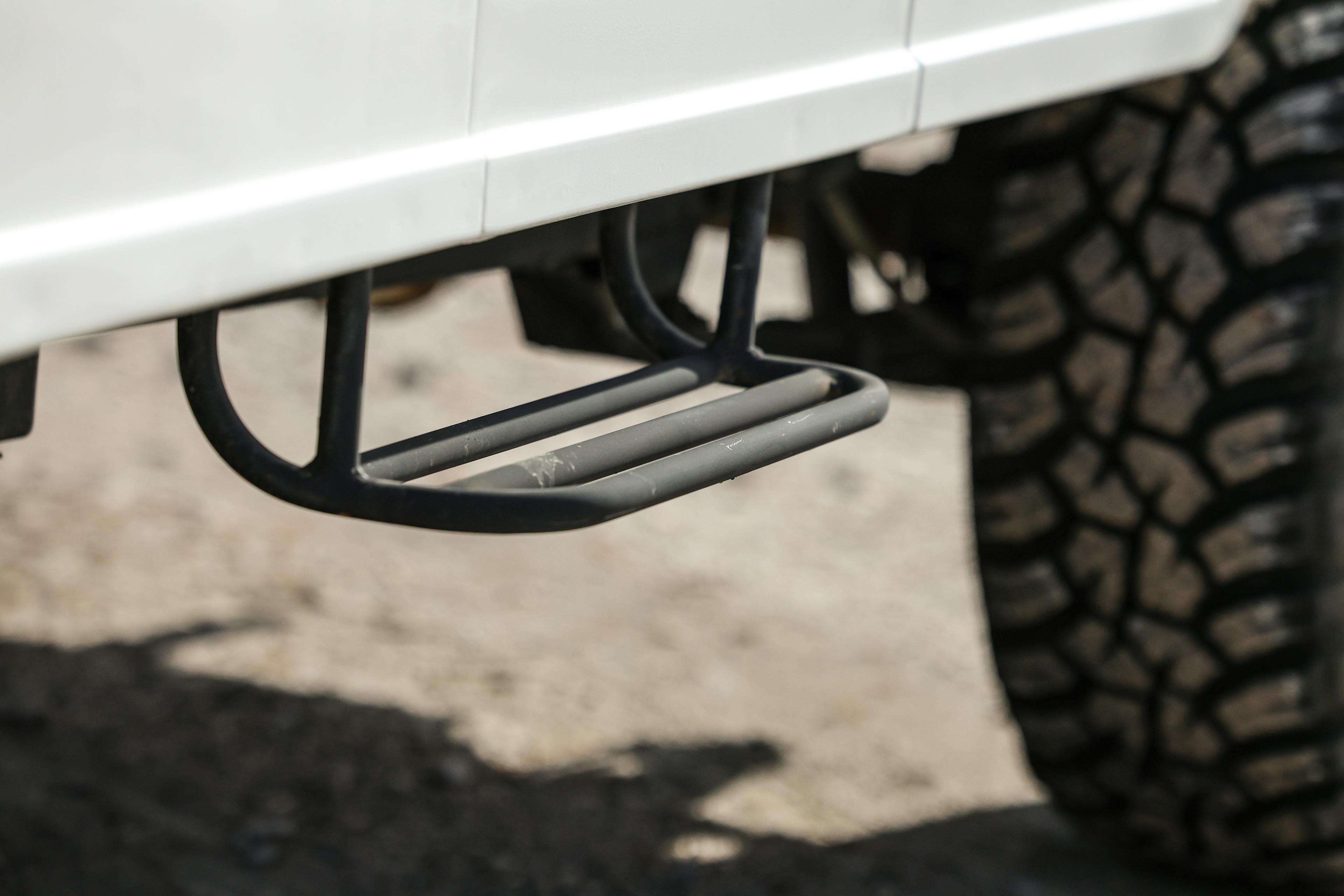 2018 Mahindra Roxor LE driver step
