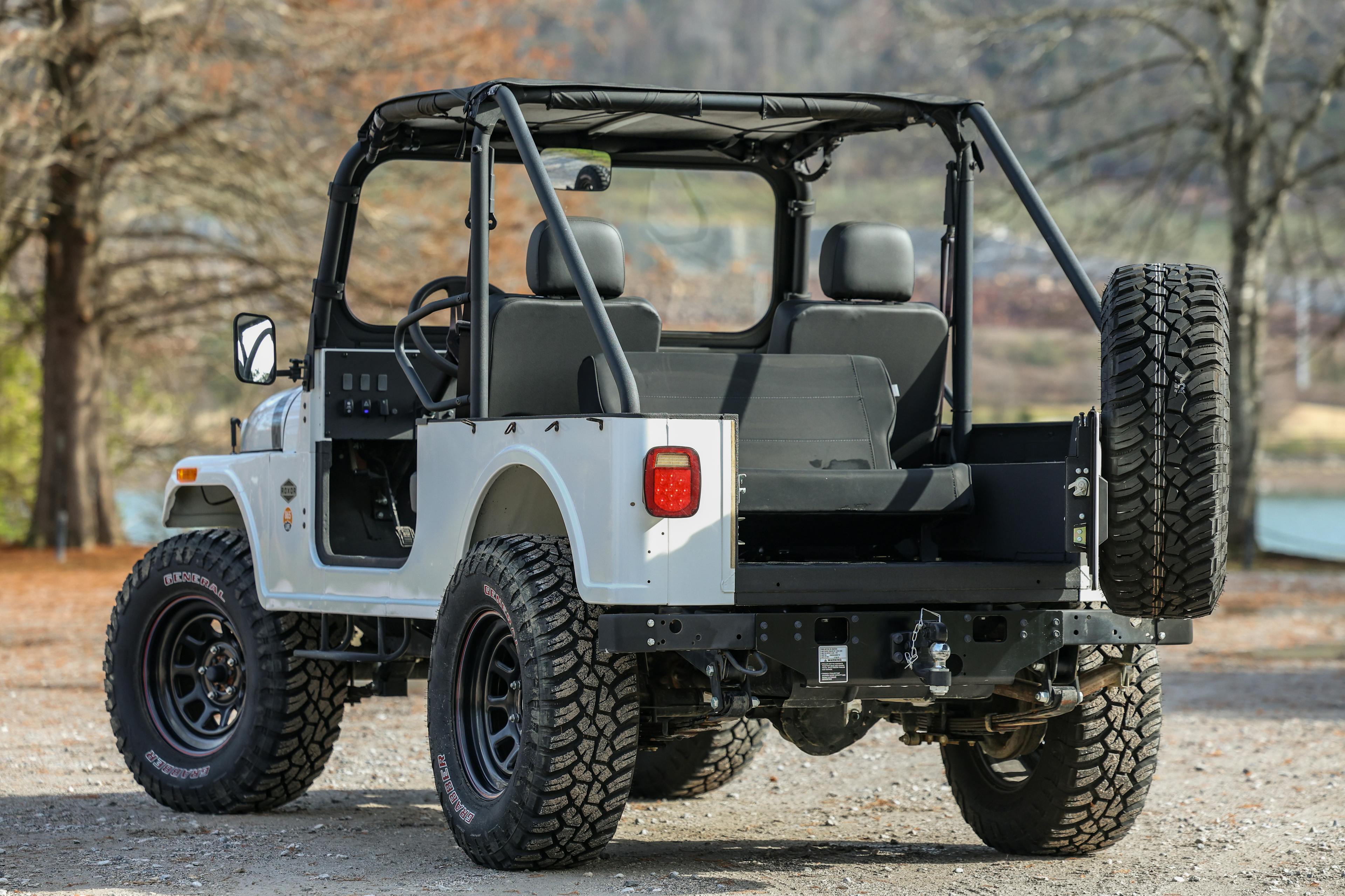 2018 Mahindra Roxor LE driver rear 3/4 gate open