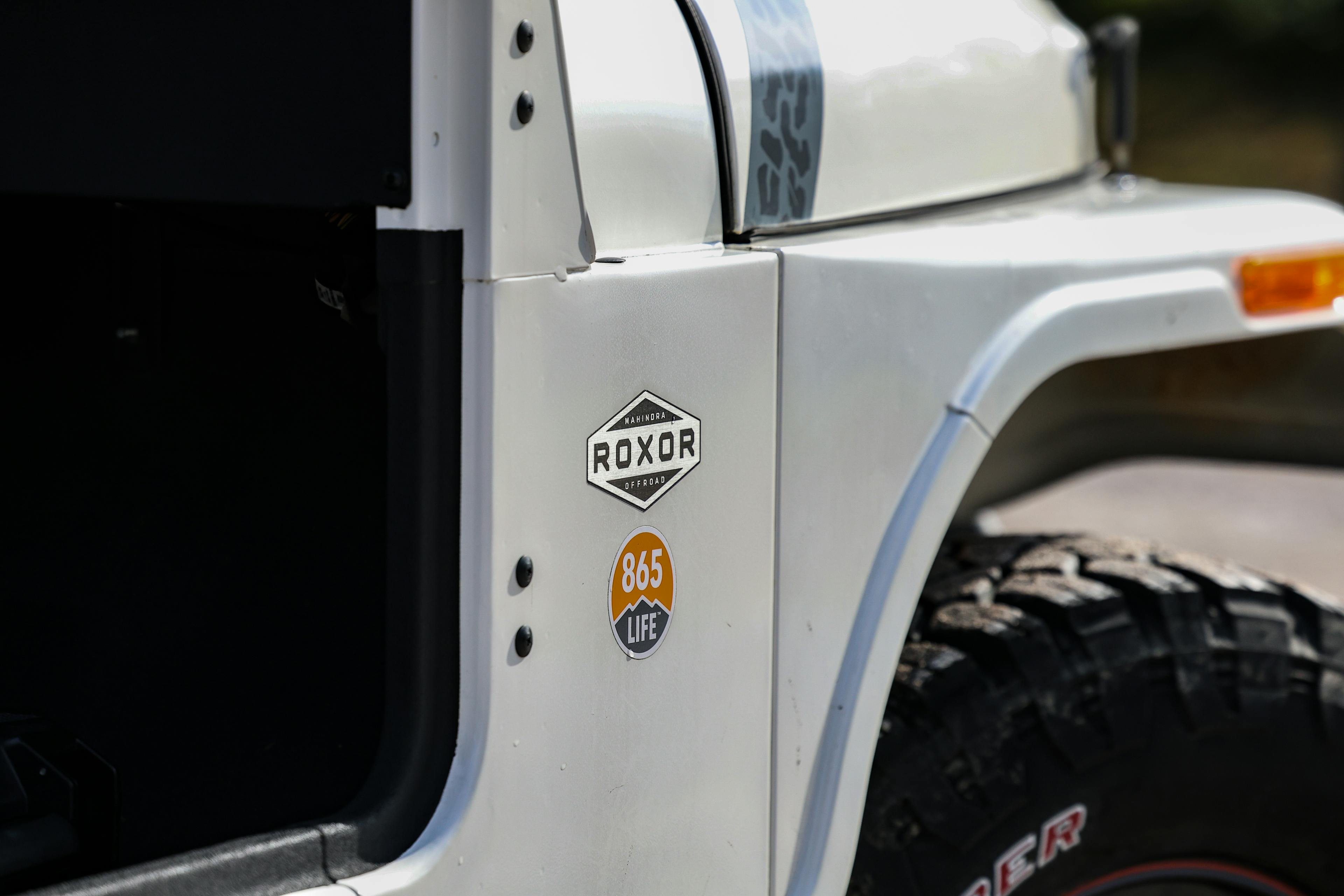 2018 Mahindra Roxor LE passenger fender