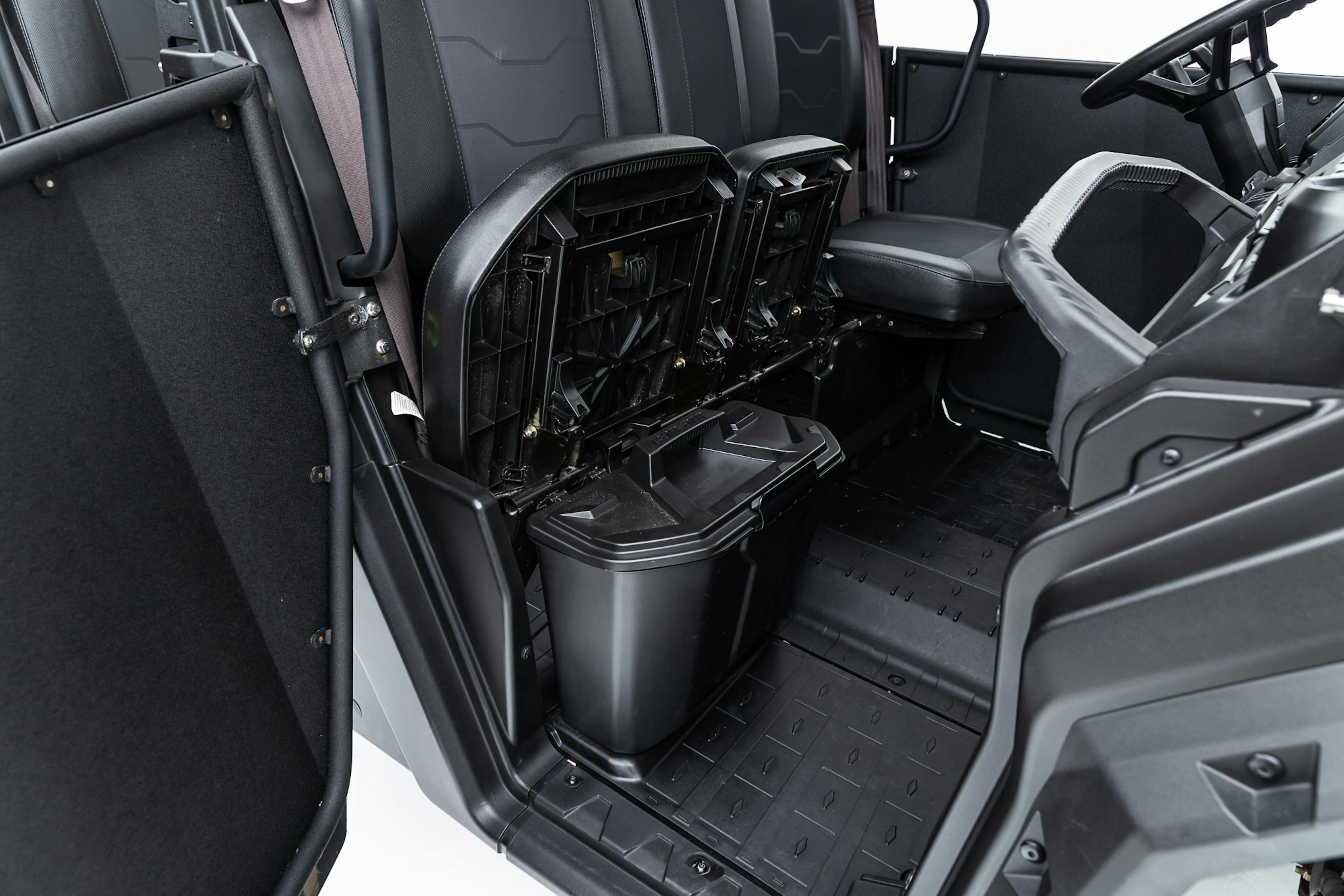 2020 Can-Am Defender Max XT HD10 front seats up