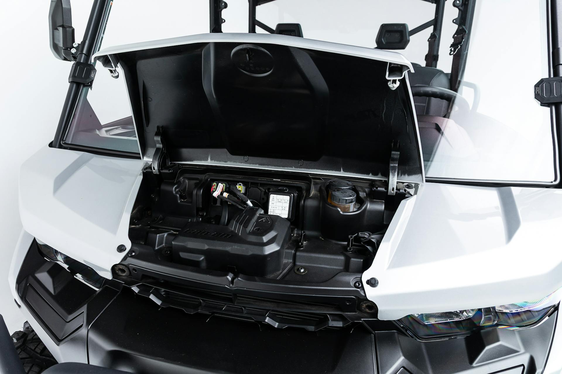 2020 Can-Am Defender Max XT HD10 hood up