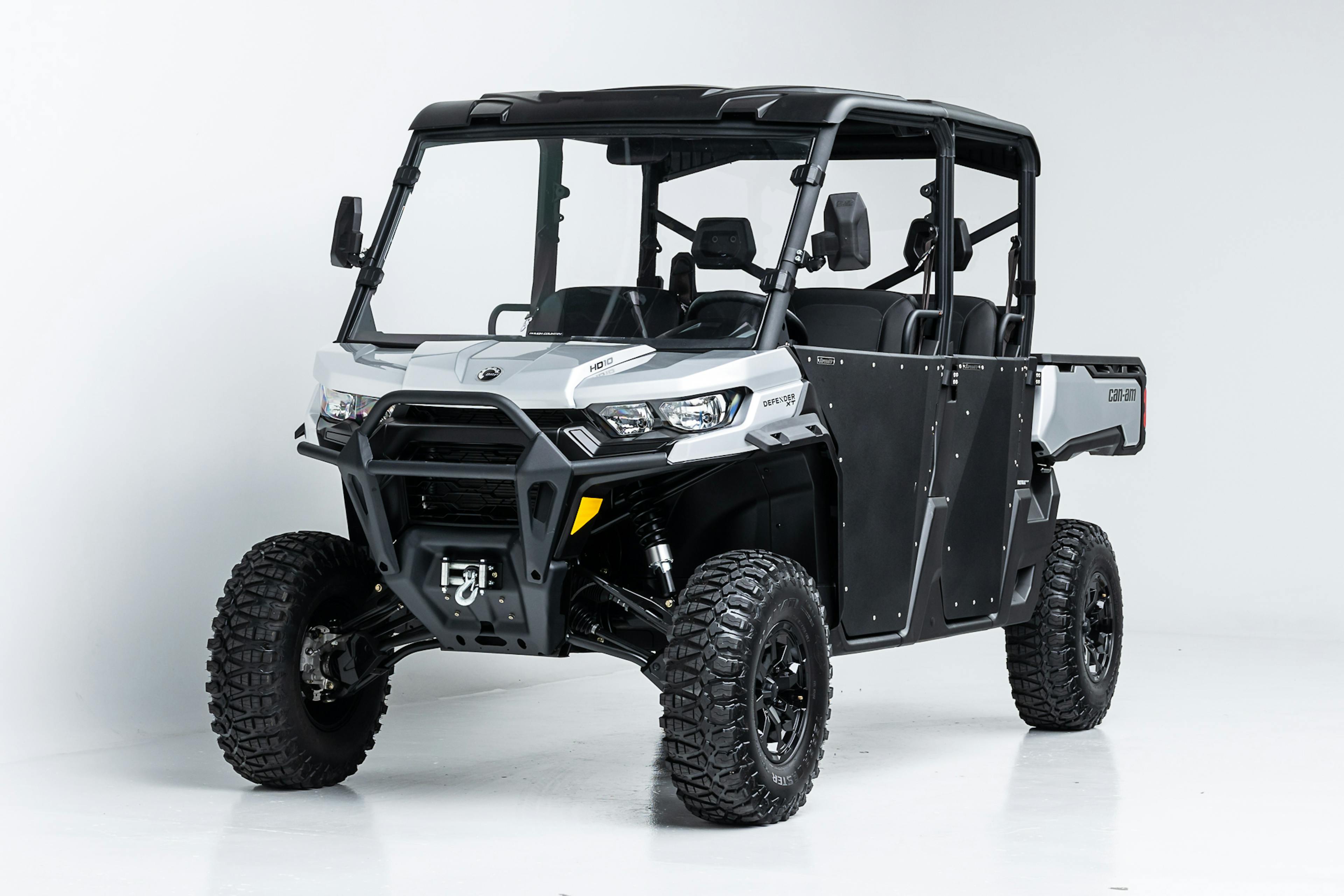 2020 Can-Am Defender Max XT HD10 front 3/4