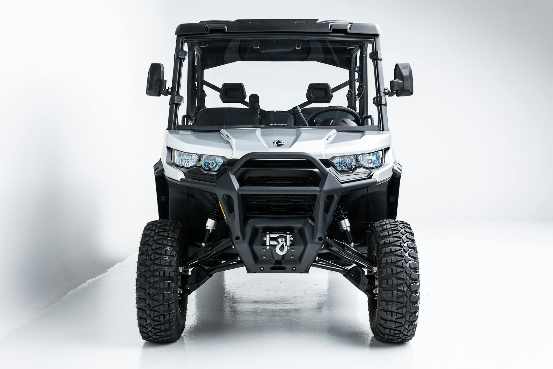 2020 Can-Am Defender Max XT HD10 front