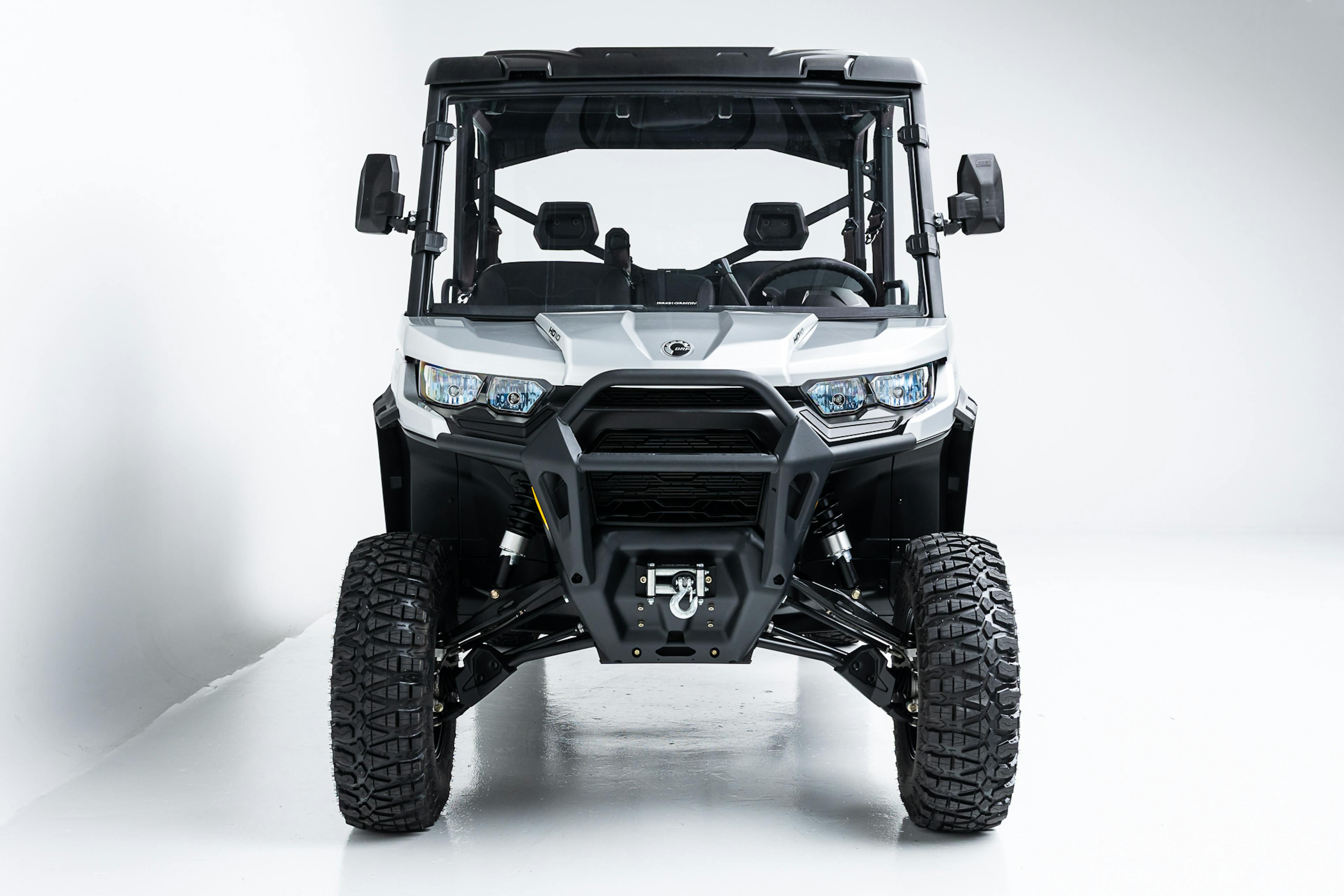 2020 Can-Am Defender Max XT HD10 front