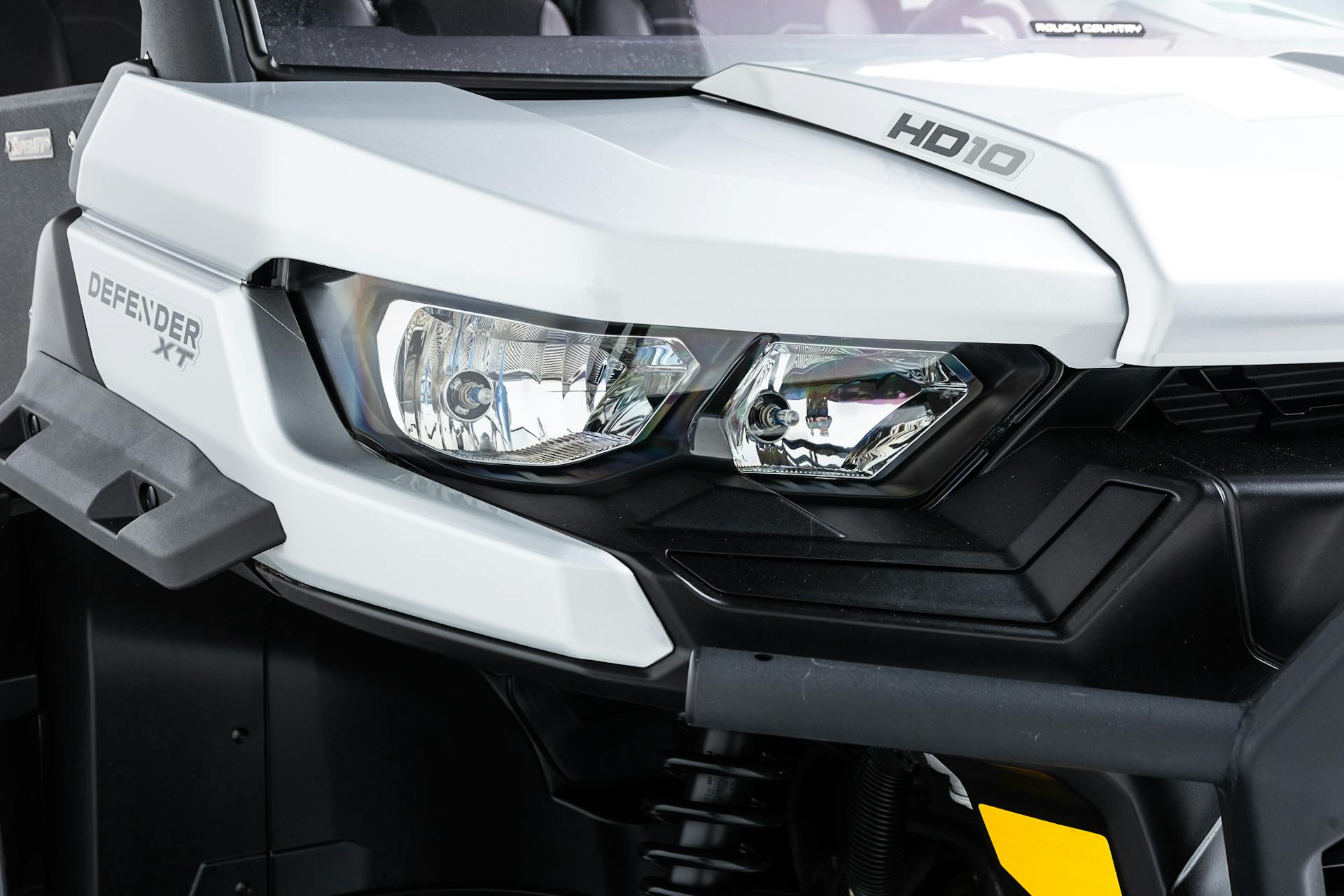 2020 Can-Am Defender Max XT HD10 passenger headlight off