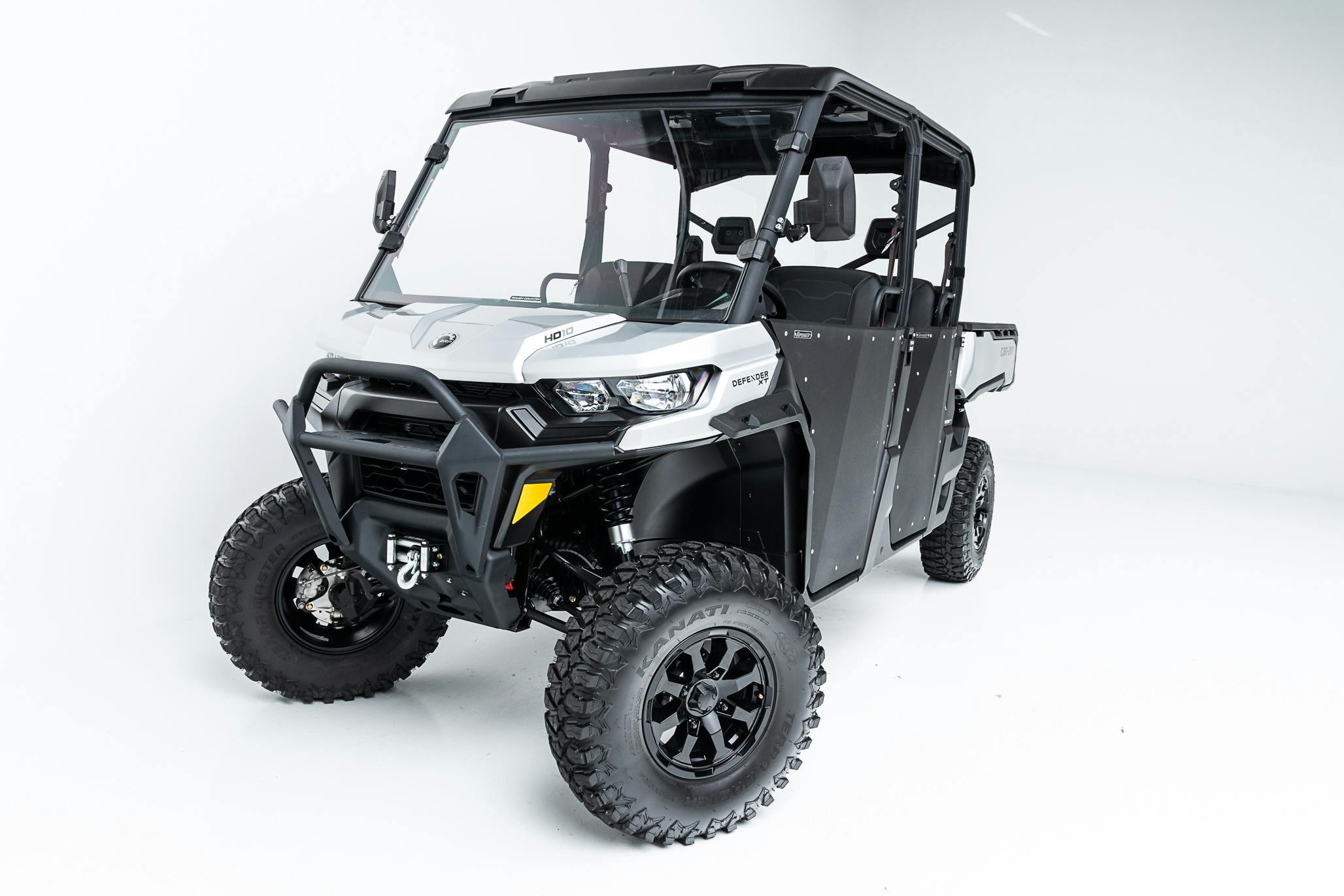 2020 Can-Am Defender Max XT HD10 front 3/4 angle