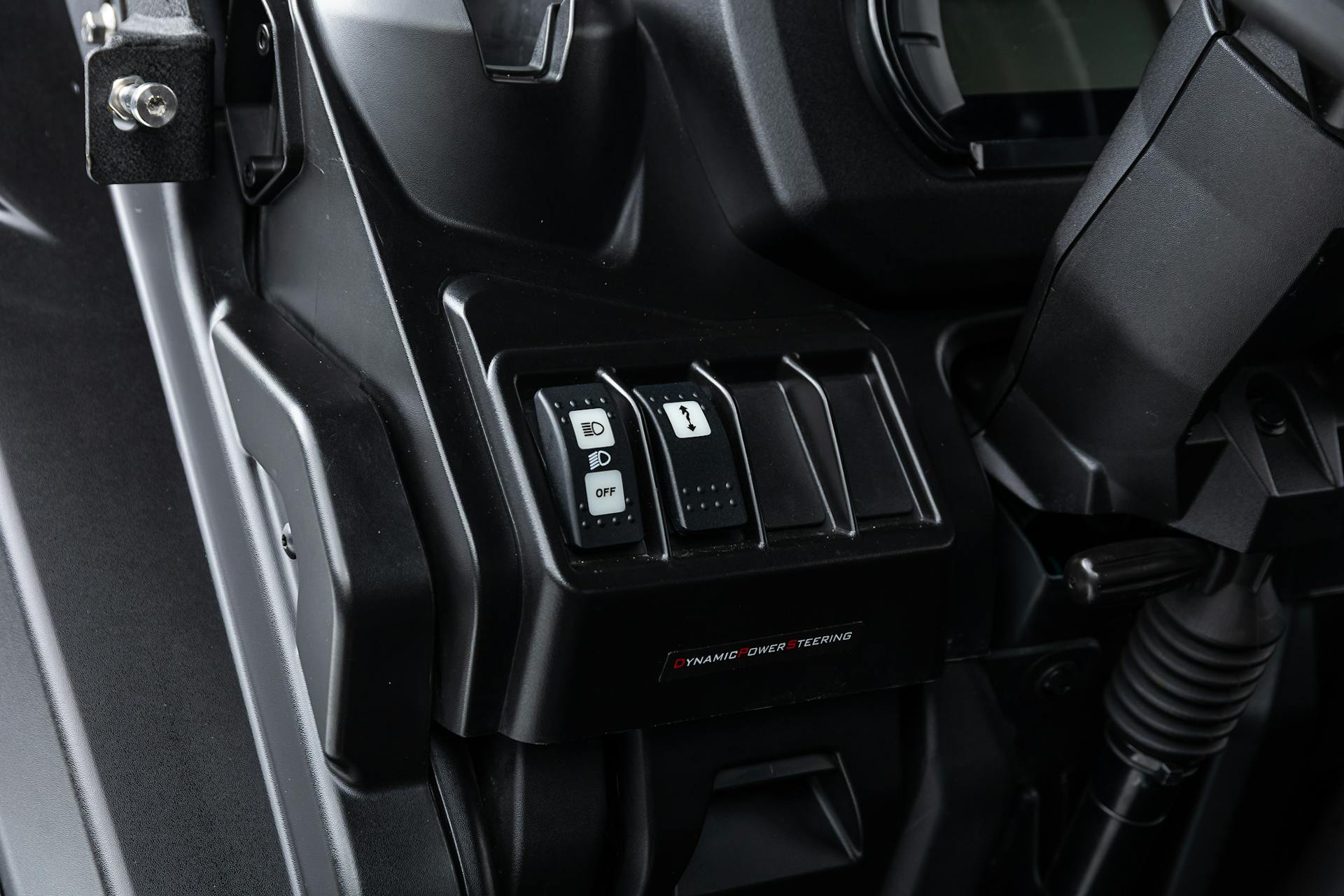 2020 Can-Am Defender Max XT HD10 switches close, winch 