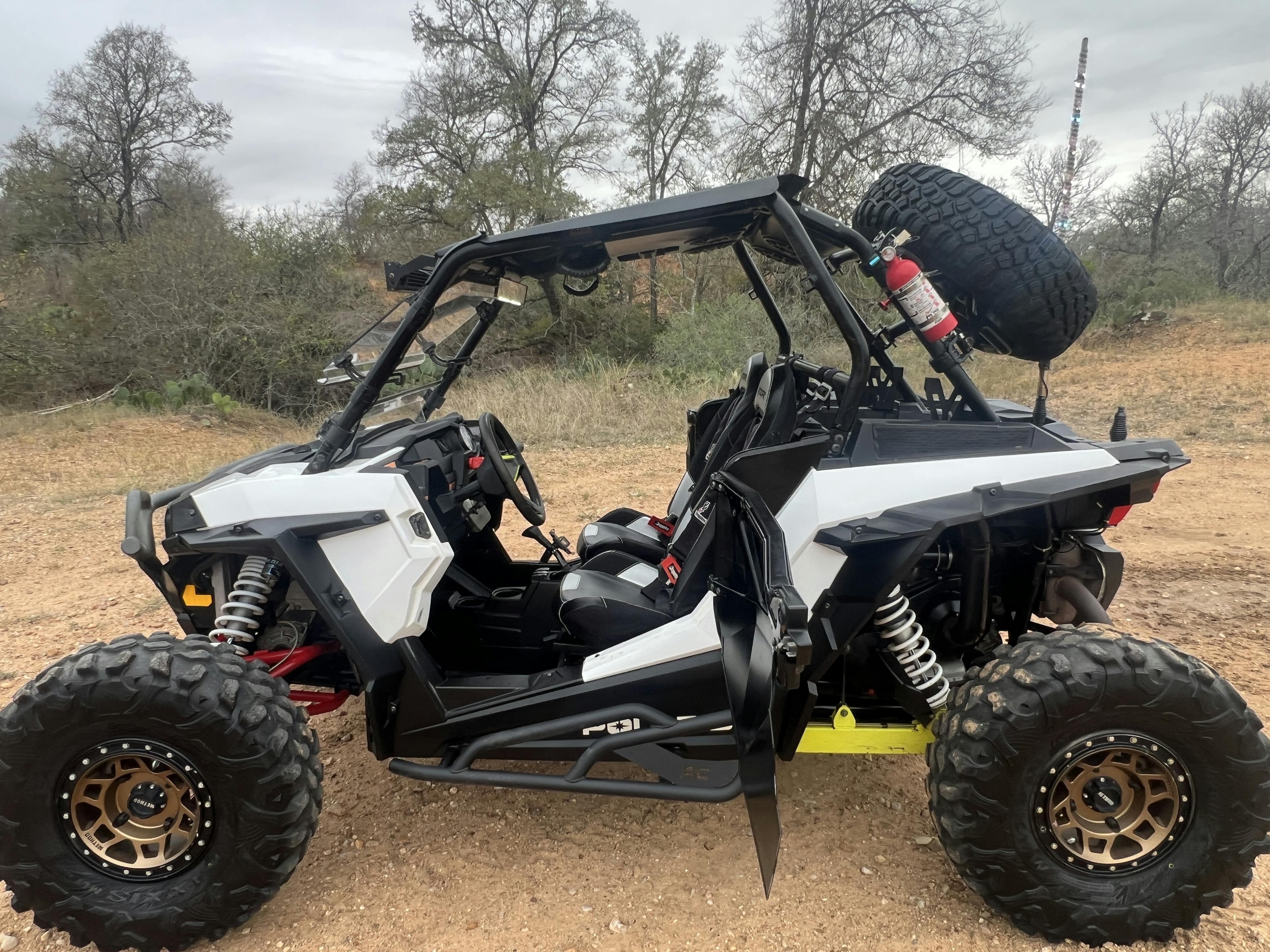 2017 Polaris RZR XP1000 EPS driver's side
