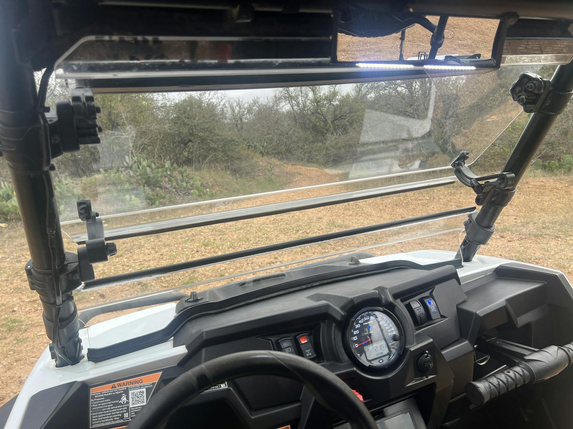2017 Polaris RZR XP1000 EPS interior windshield