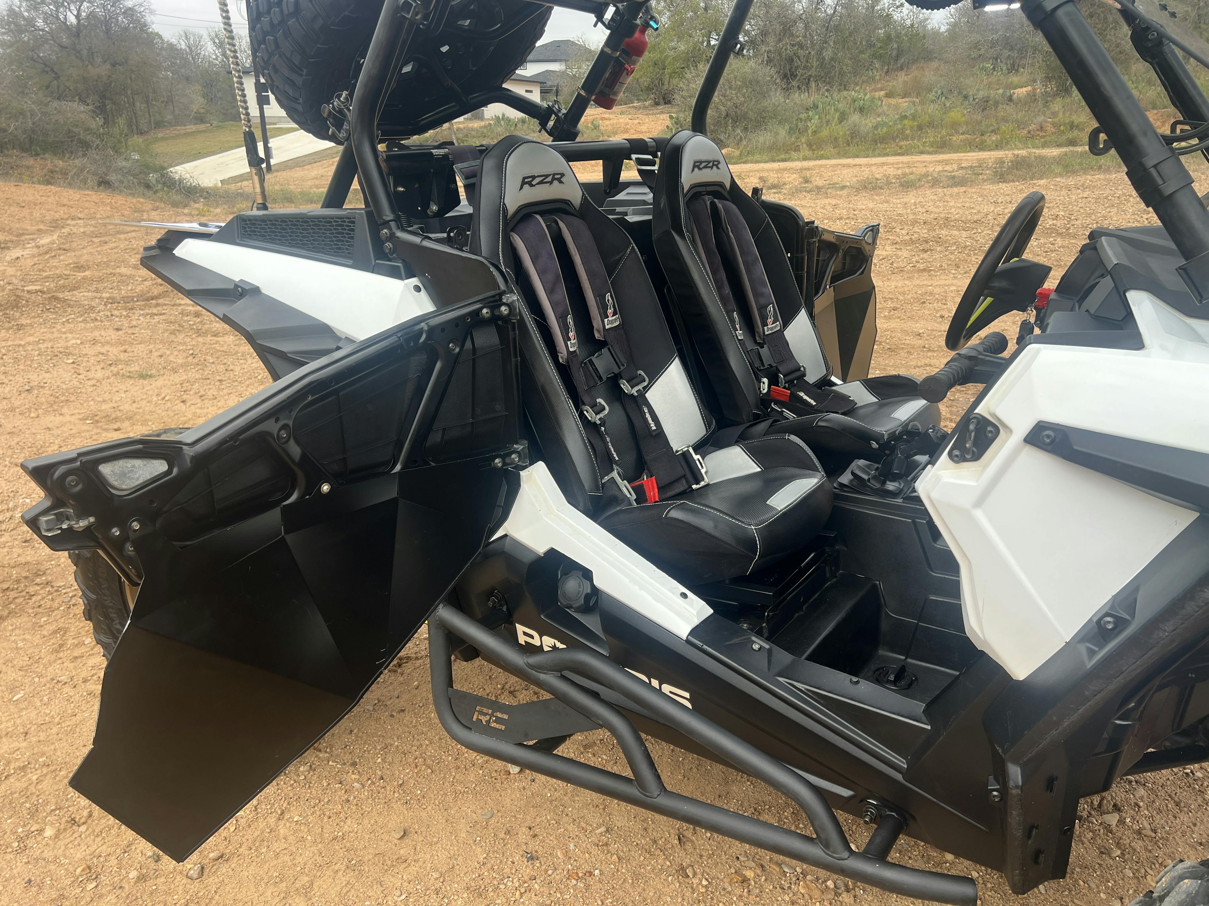 2017 Polaris RZR XP1000 EPS interior wide passenger side door open