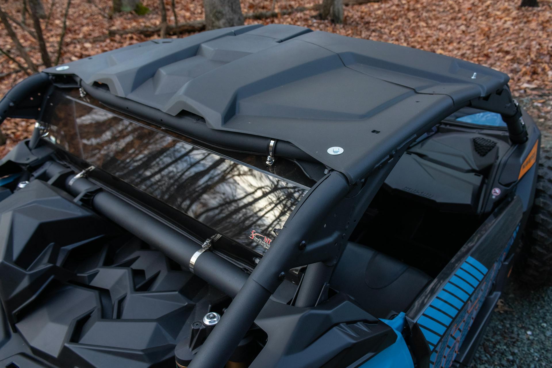 2025 Can-Am Maverick X3 DS Turbo roof detail