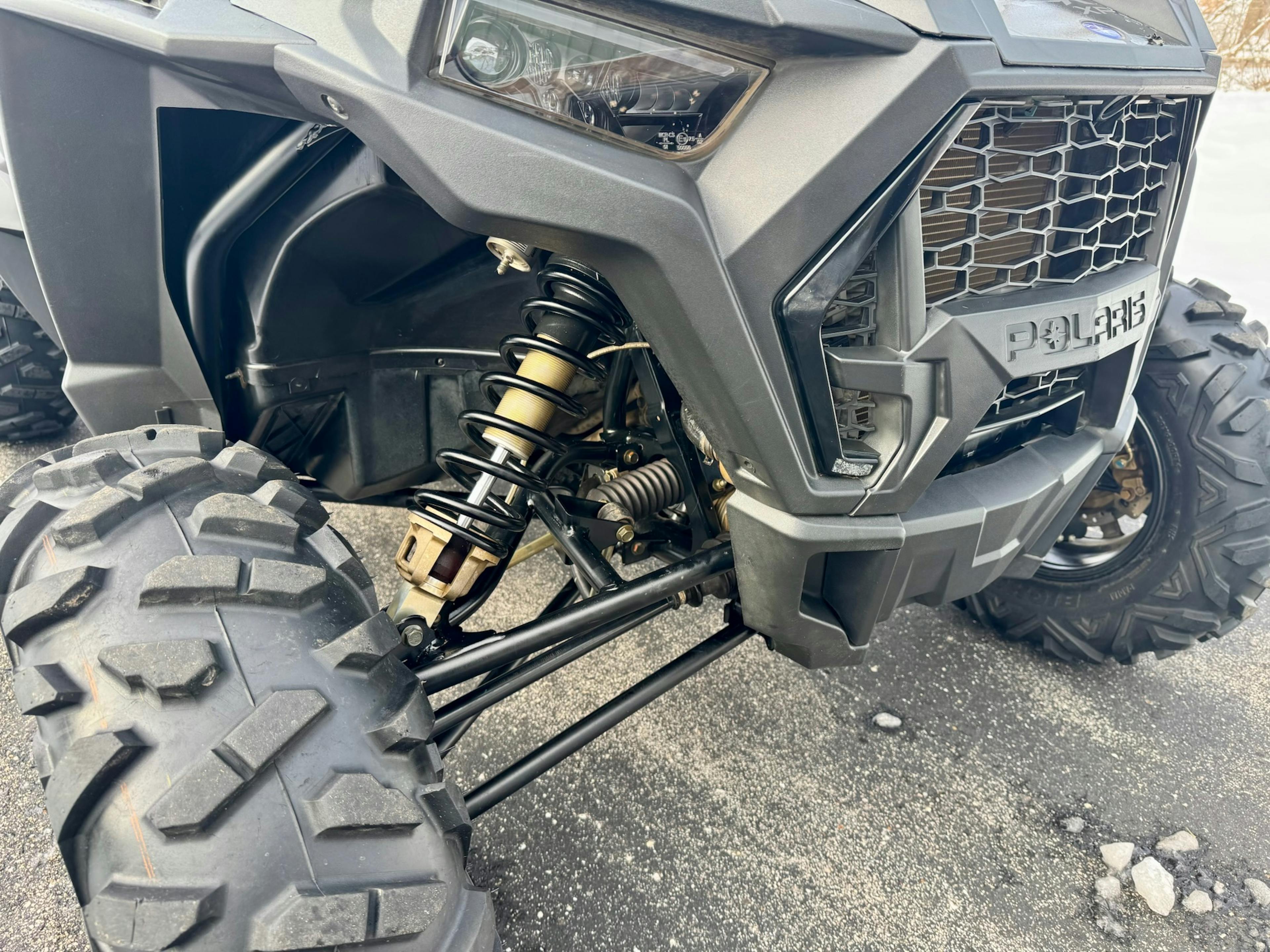 2023 Polaris RZR XP 1000 passenger front corner