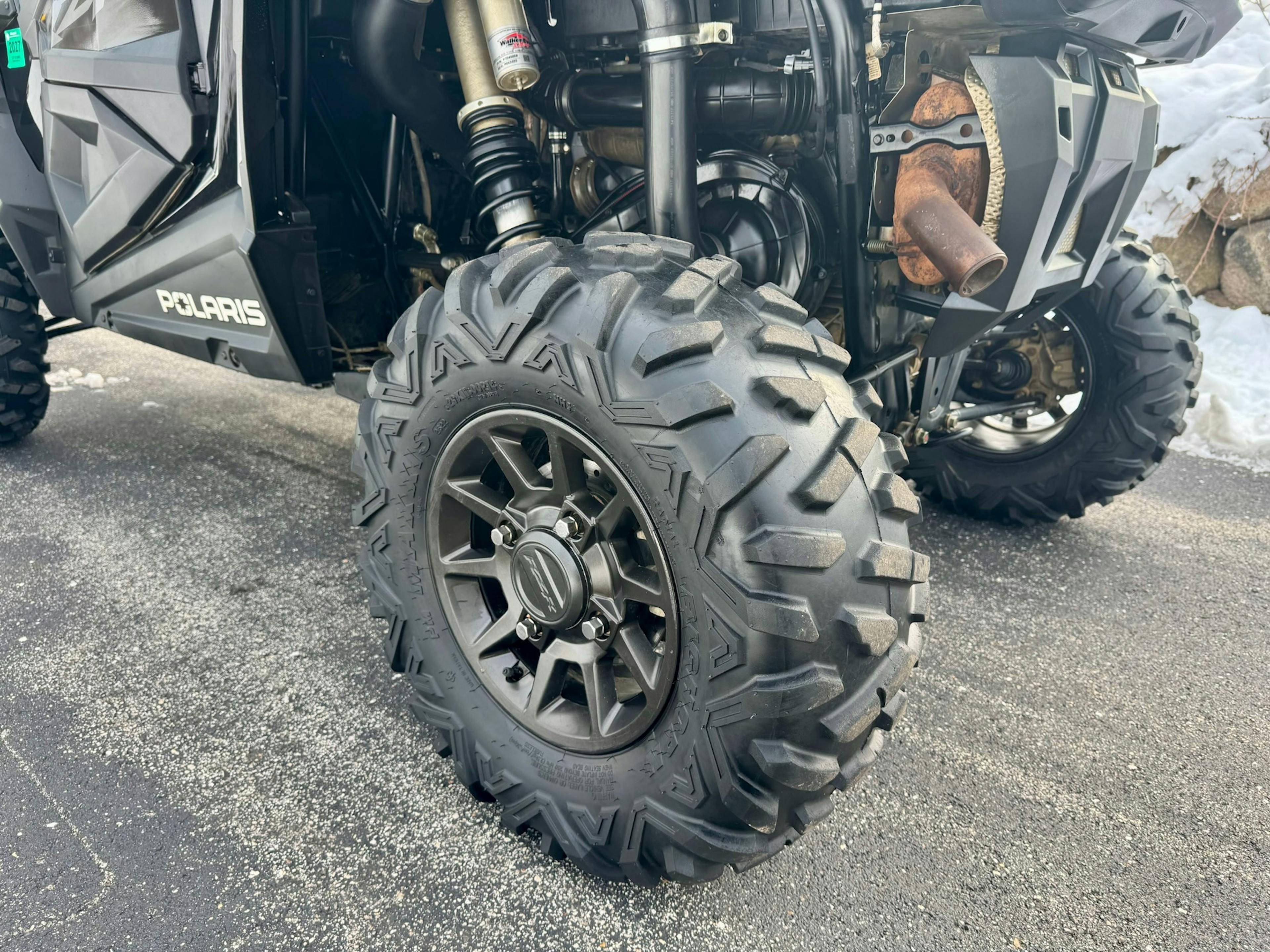 2023 Polaris RZR XP 1000 driver rear corner