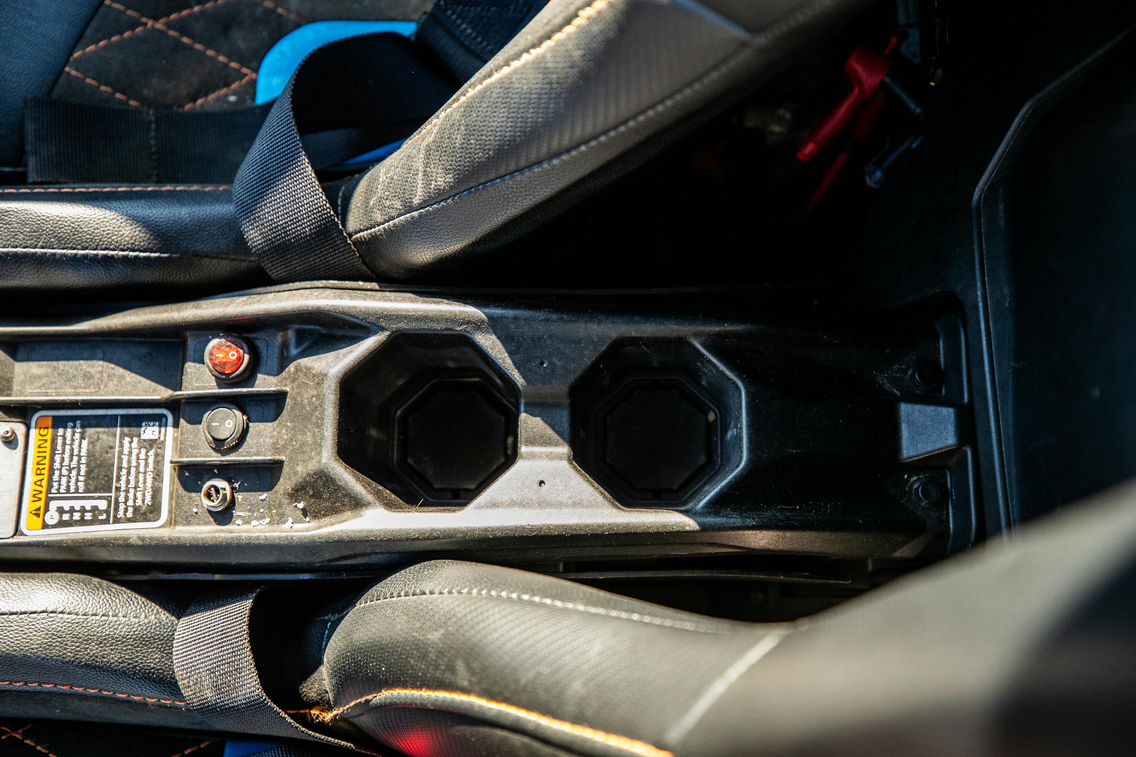 2021 Can-Am Maverick X3 cup holder