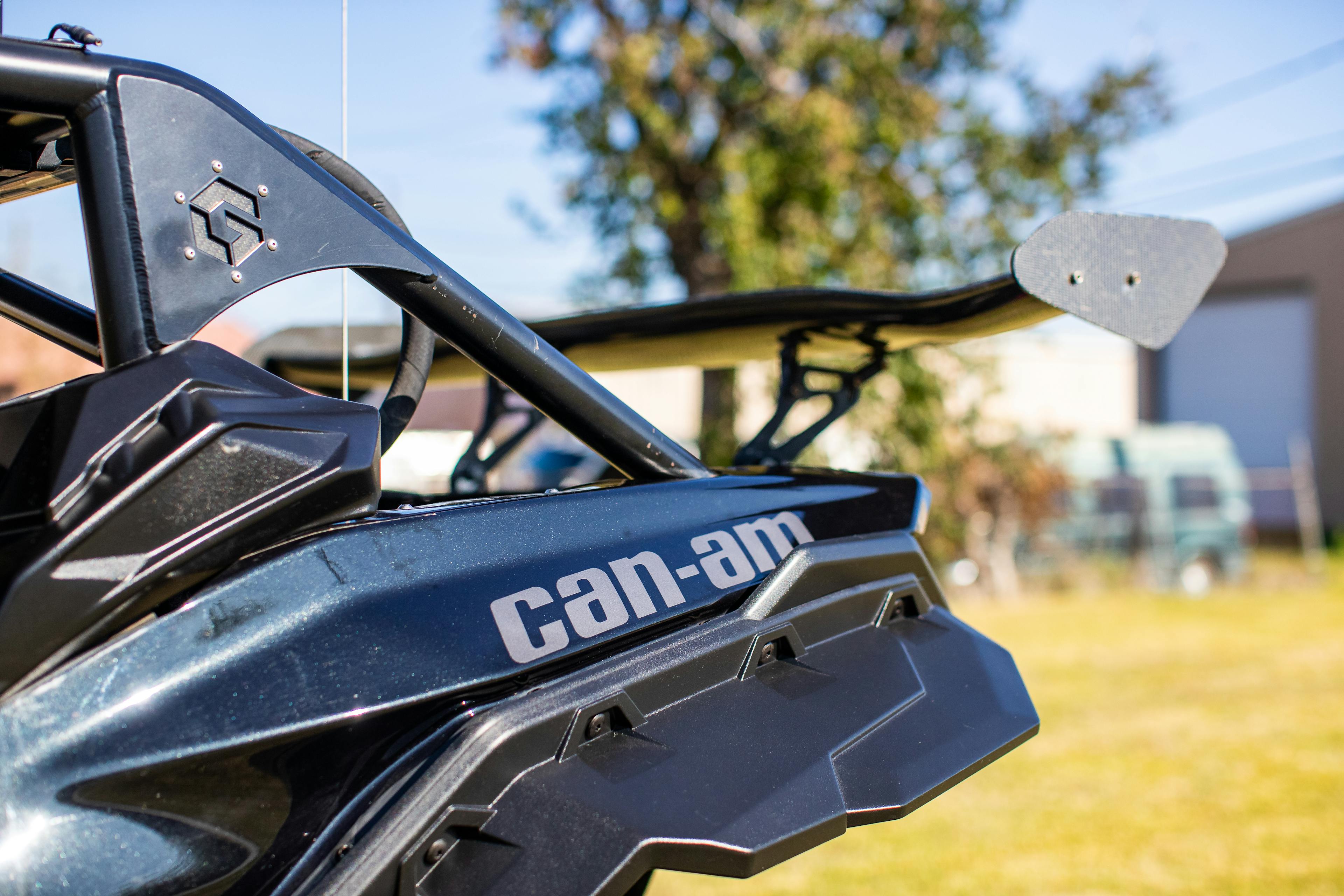 2021 Can-Am Maverick X3 driver rear fender detail 