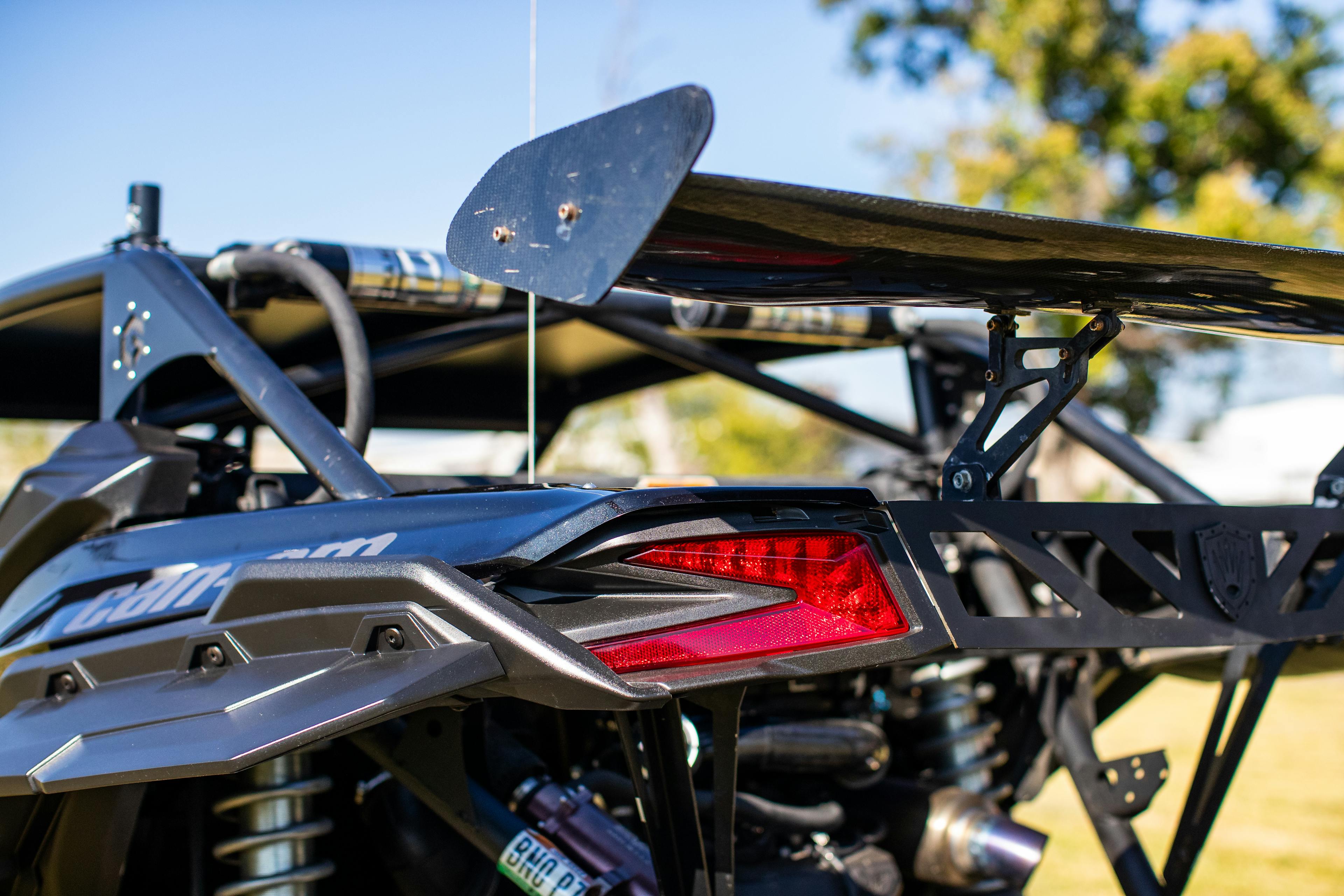 2021 Can-Am Maverick X3 wing/fender driver side