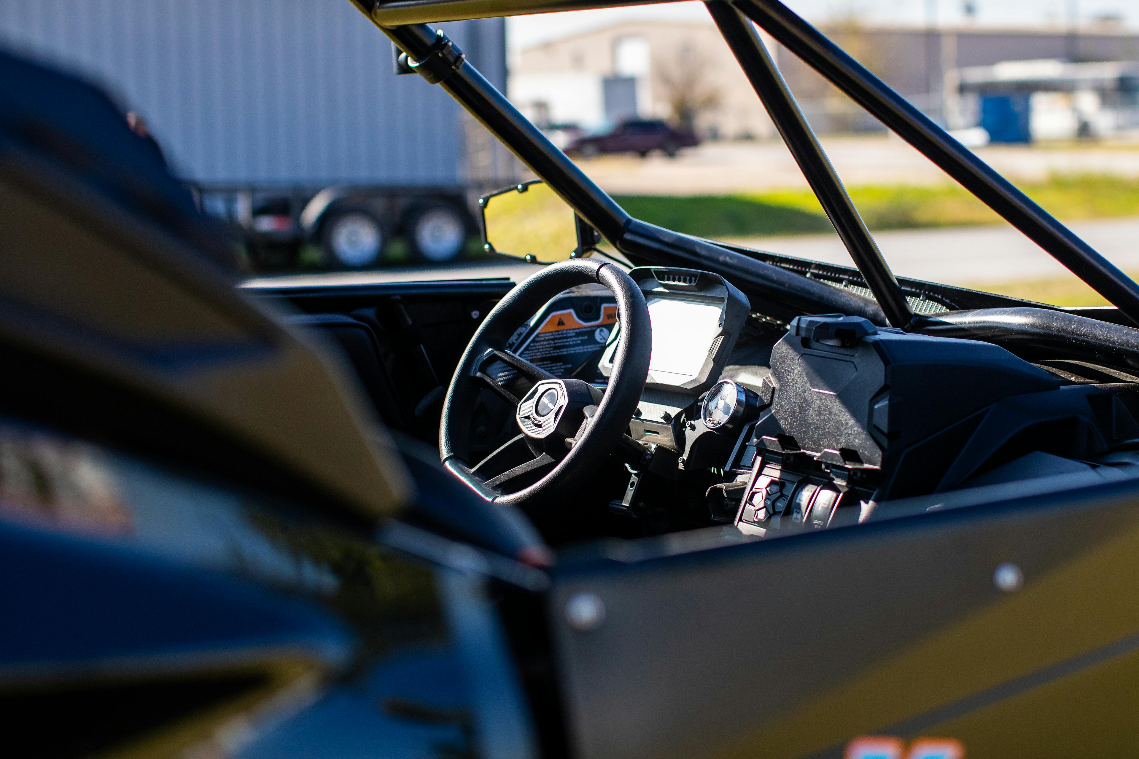 2021 Can-Am Maverick X3 dash passenger