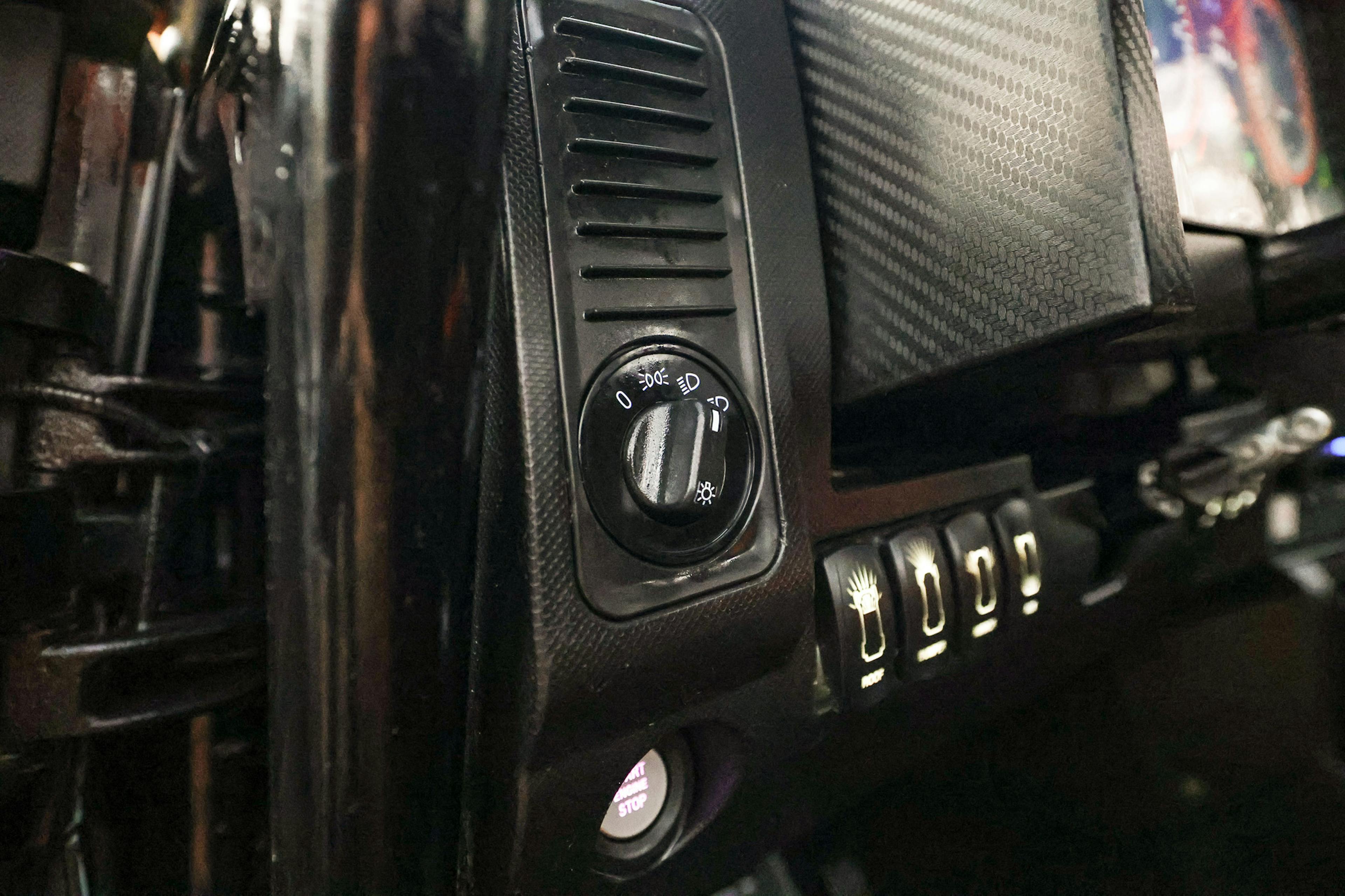 2023 Speed UTV Baja Bandit RG Edition light controls