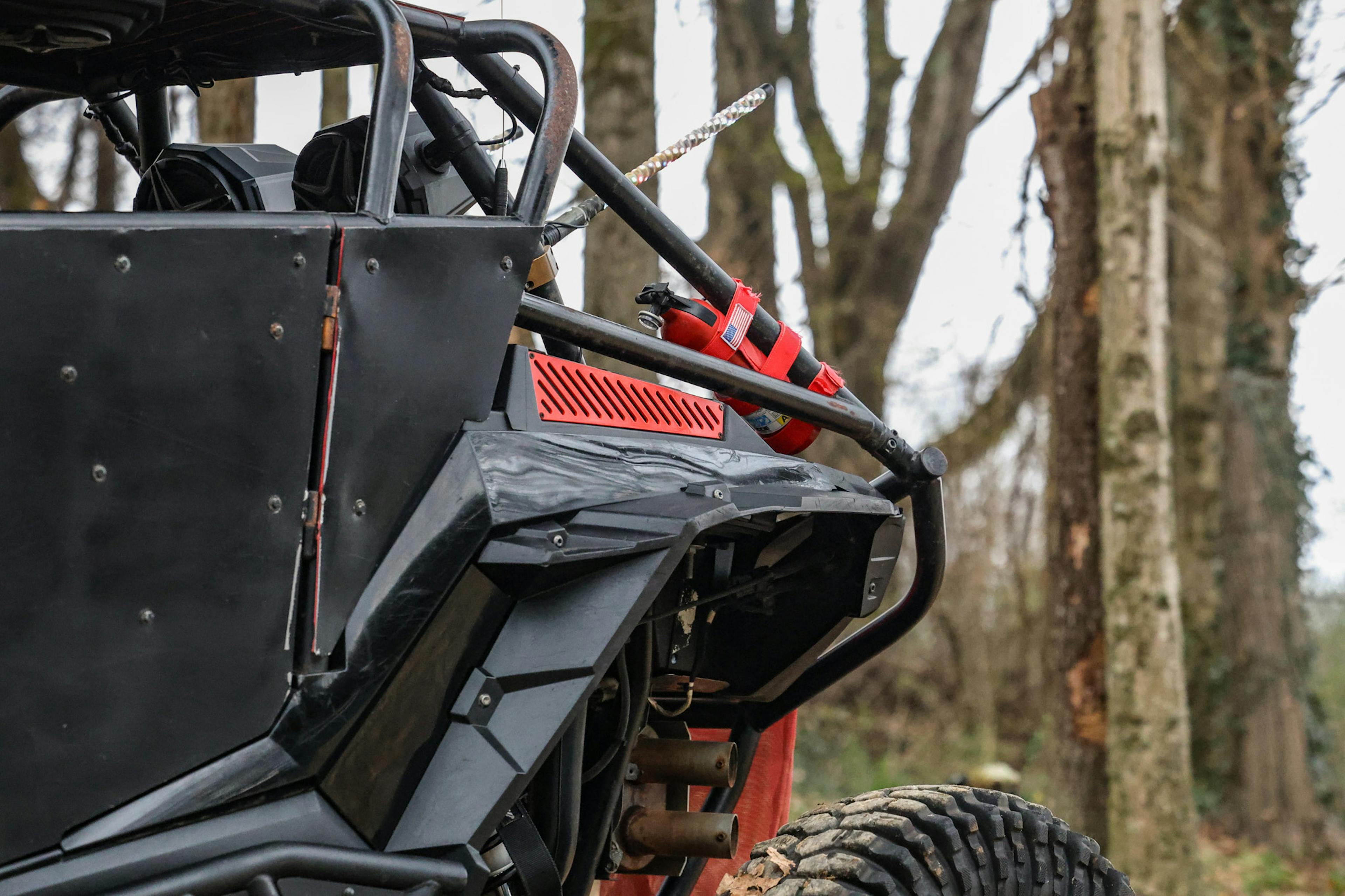 2021 Polaris RZR XP 1000 Premium rear cage detail
