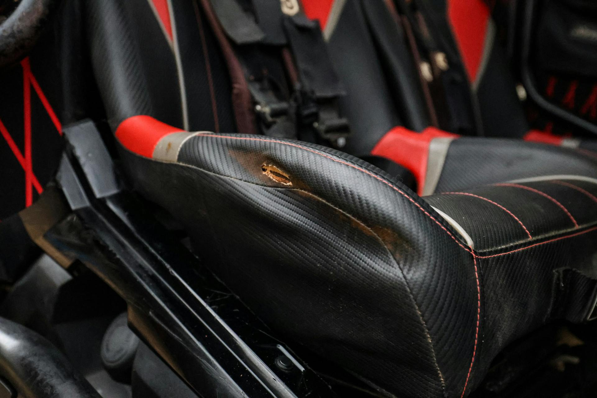 2021 Polaris RZR XP 1000 Premium seat blemish