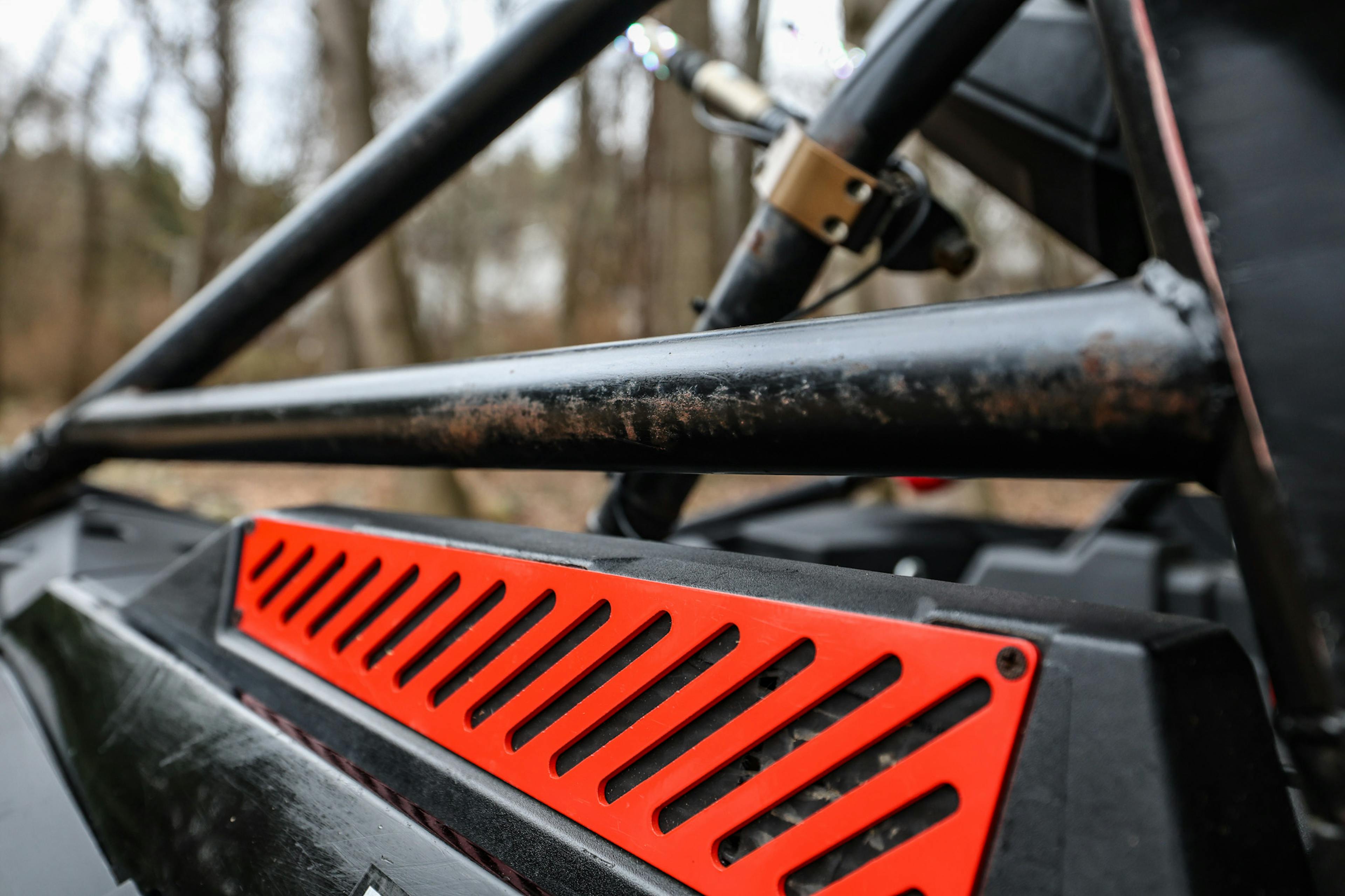 2021 Polaris RZR XP 1000 Premium passenger ROPS scrape detail