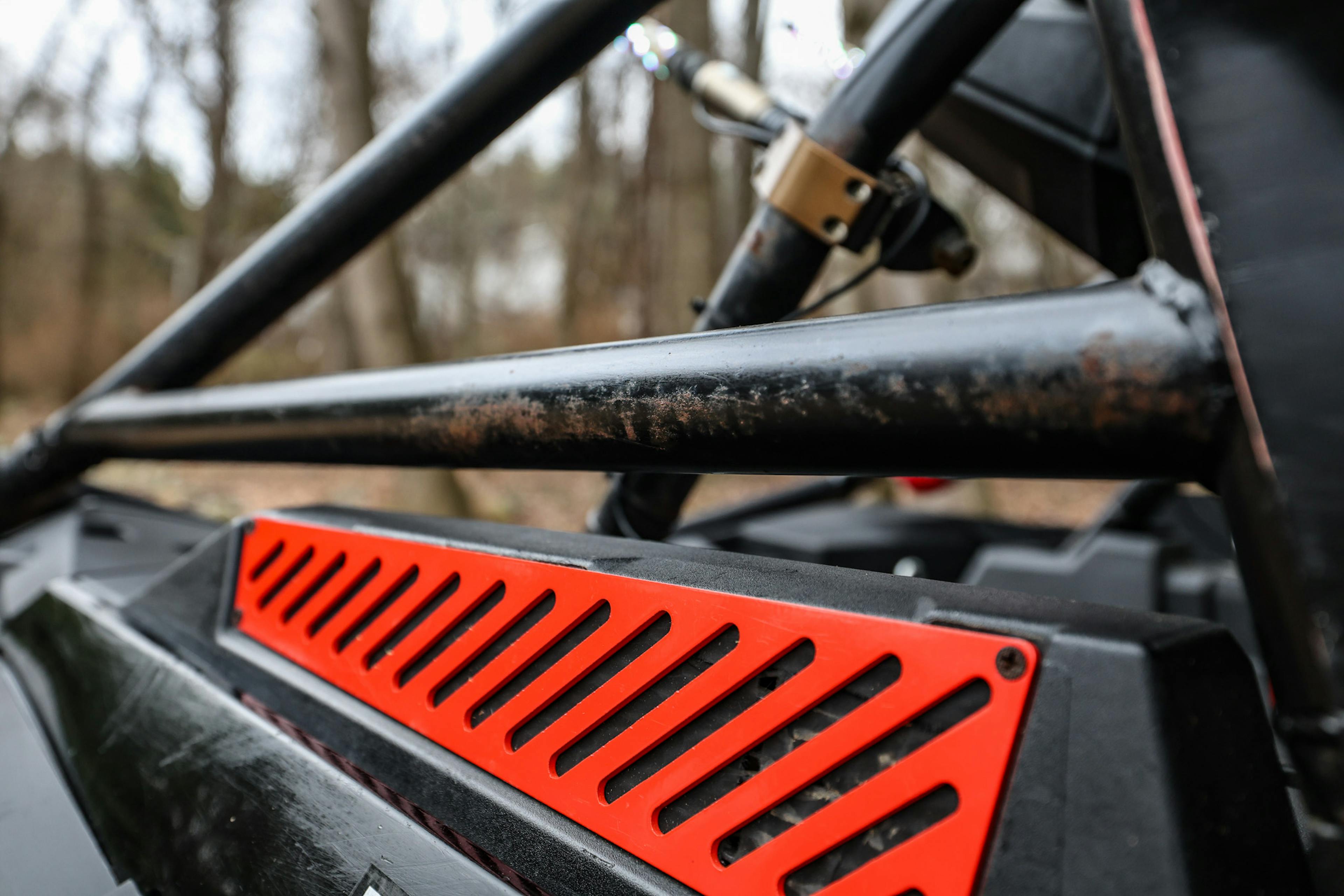 2021 Polaris RZR XP 1000 Premium passenger ROPS scrape detail