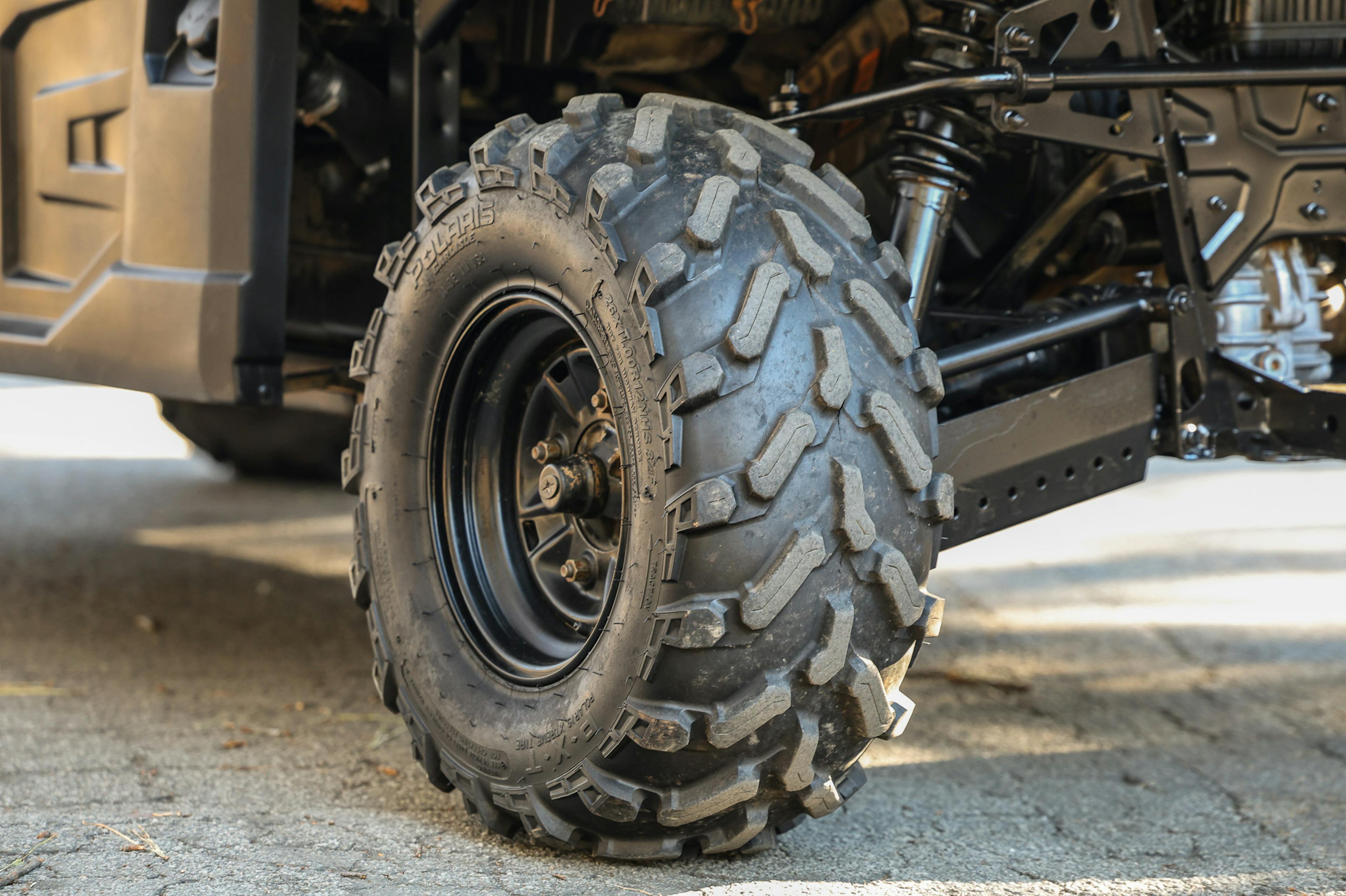 2019 Polaris Ranger Crew XP 900 EPS Polaris Pursuit Camo driver side rear tire